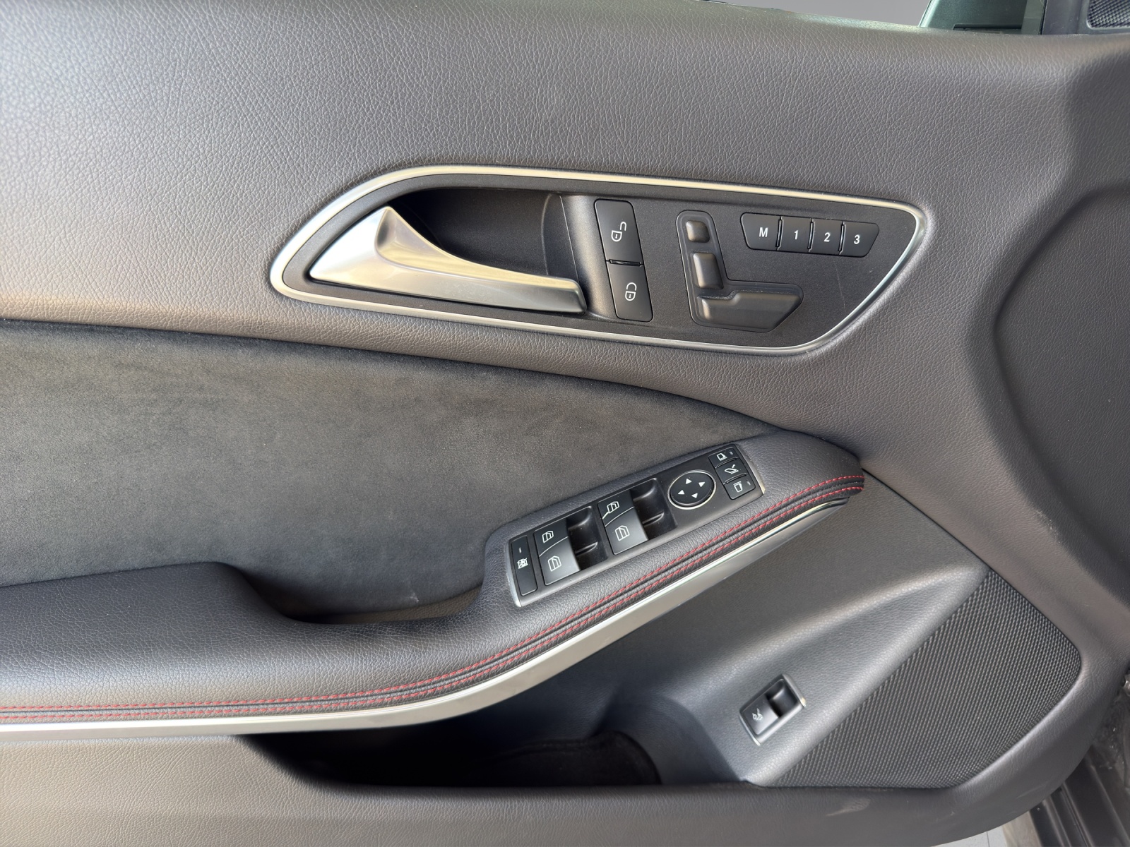 Image MERCEDES-BENZ CLA-250 CLA 250 AMG Line 4Matic