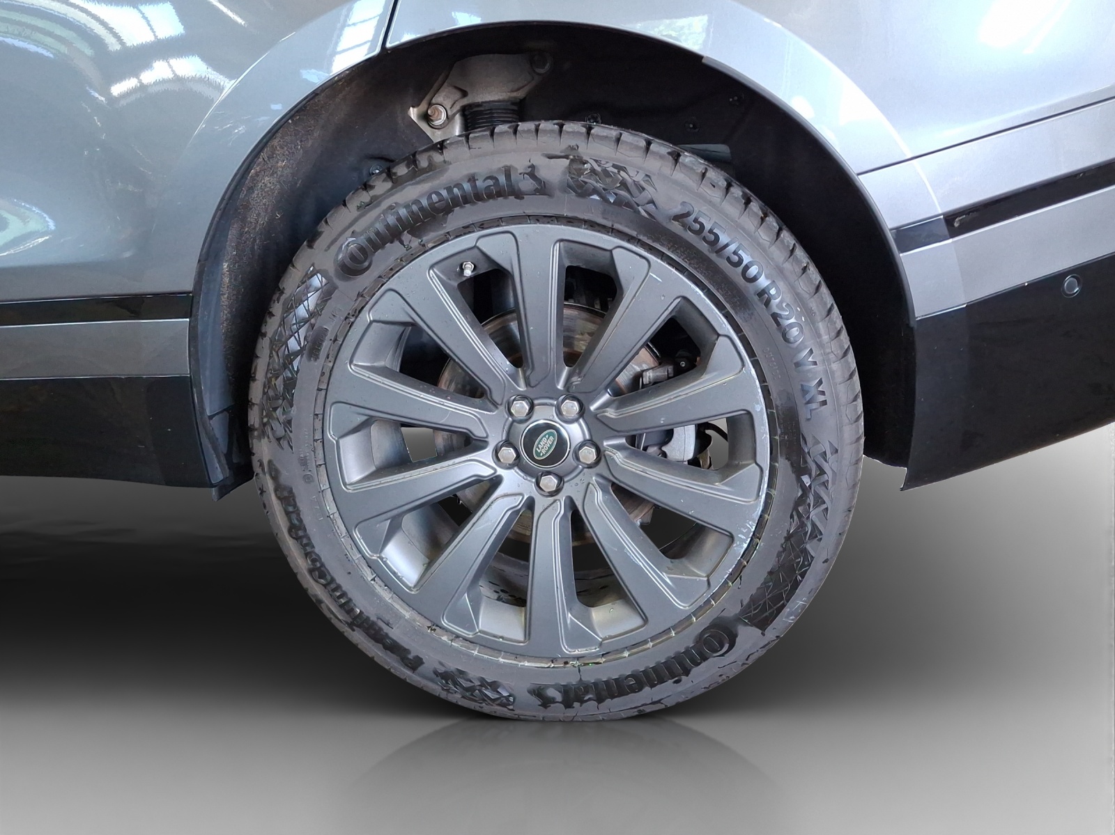 LAND ROVER Range Rover Velar R-Dynamic P 250 S Automatic-image-13