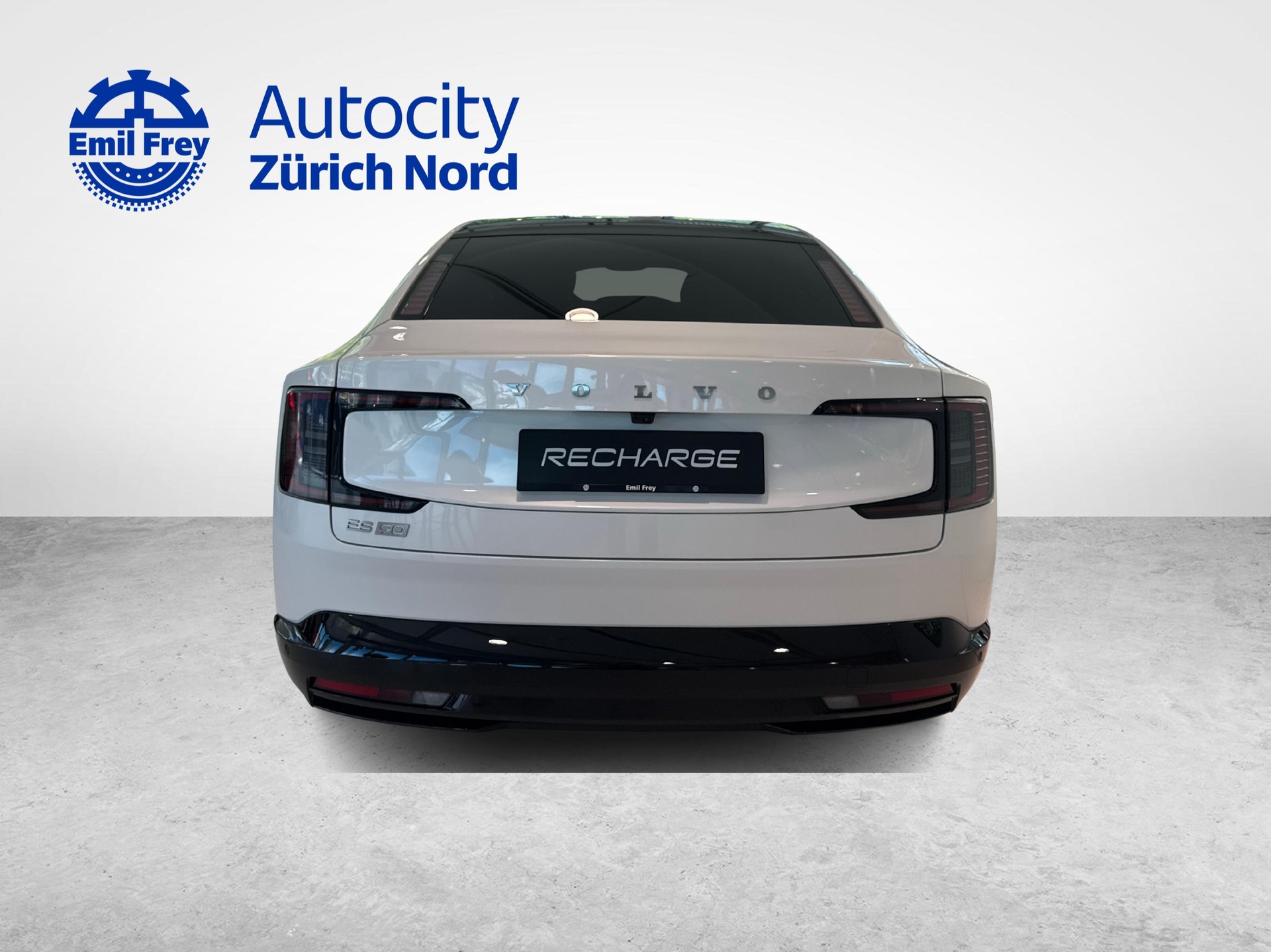 VOLVO ES90 Core-image-5