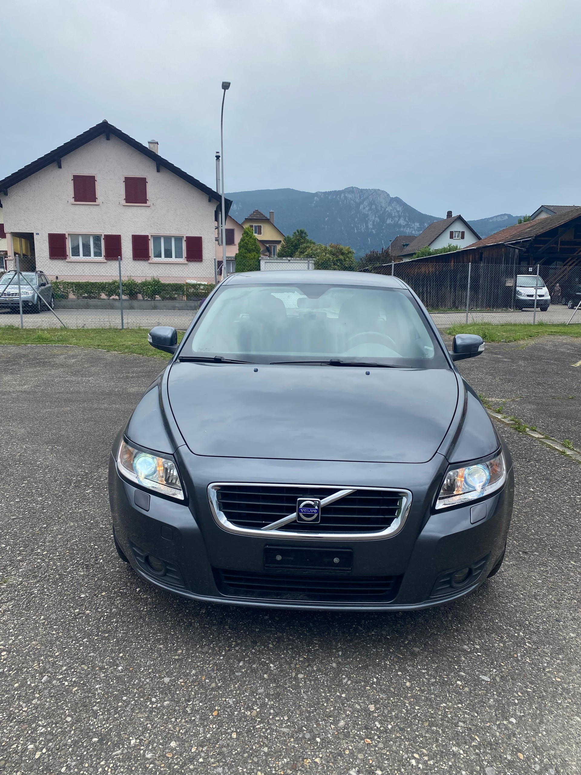 VOLVO V50 2.0D Summum-image-2
