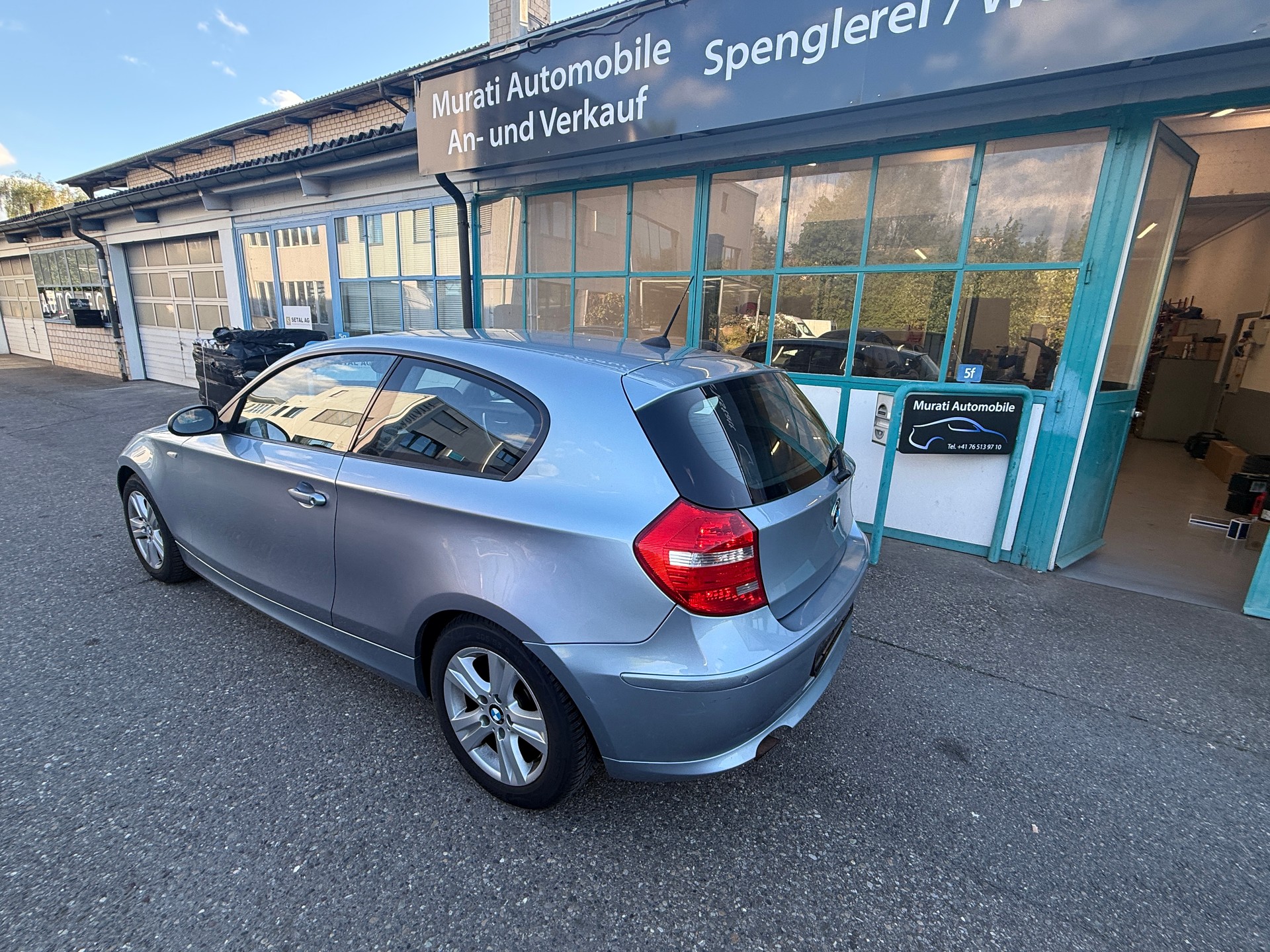 BMW 116i-image-2