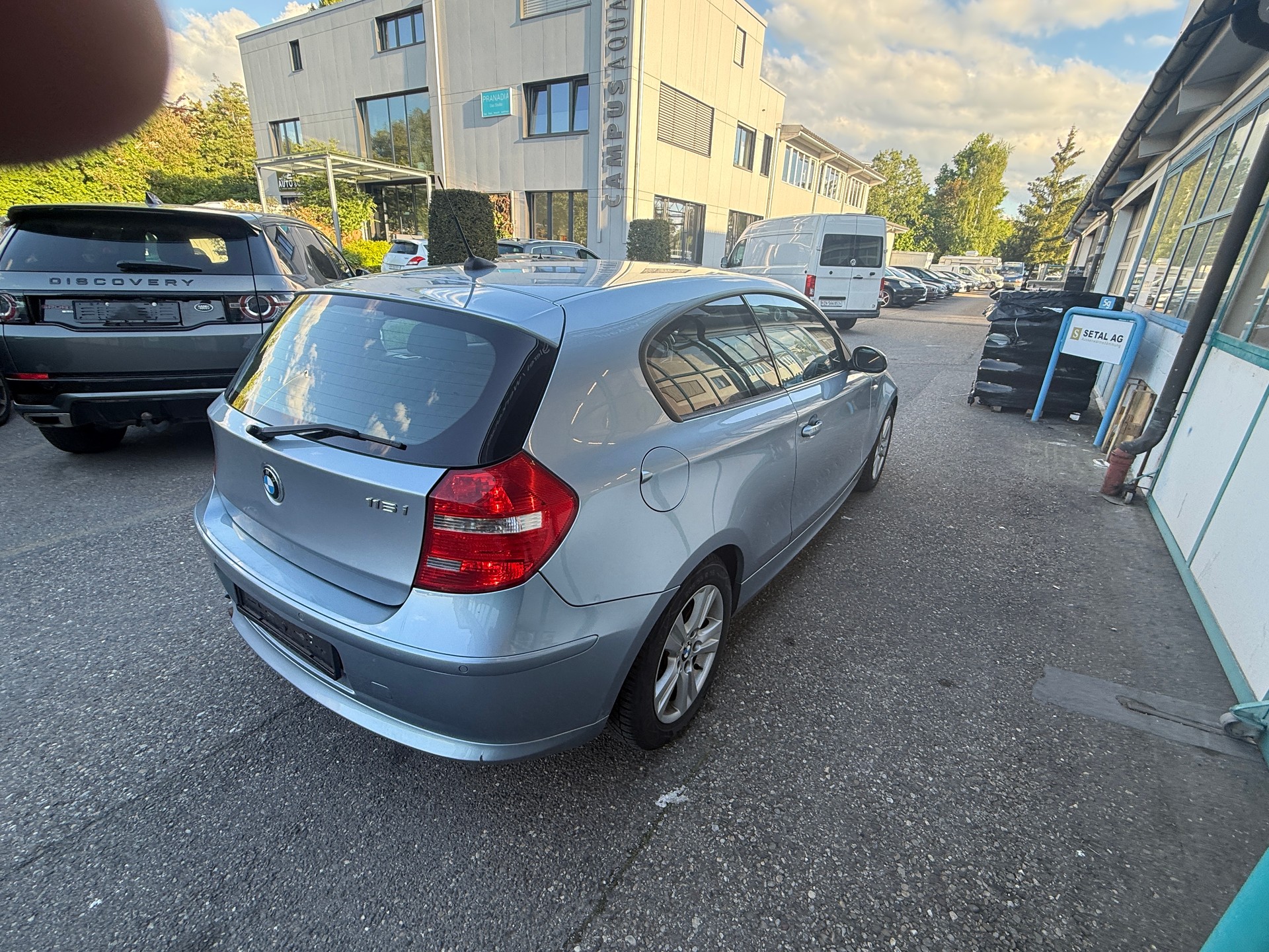 BMW 116i-image-4