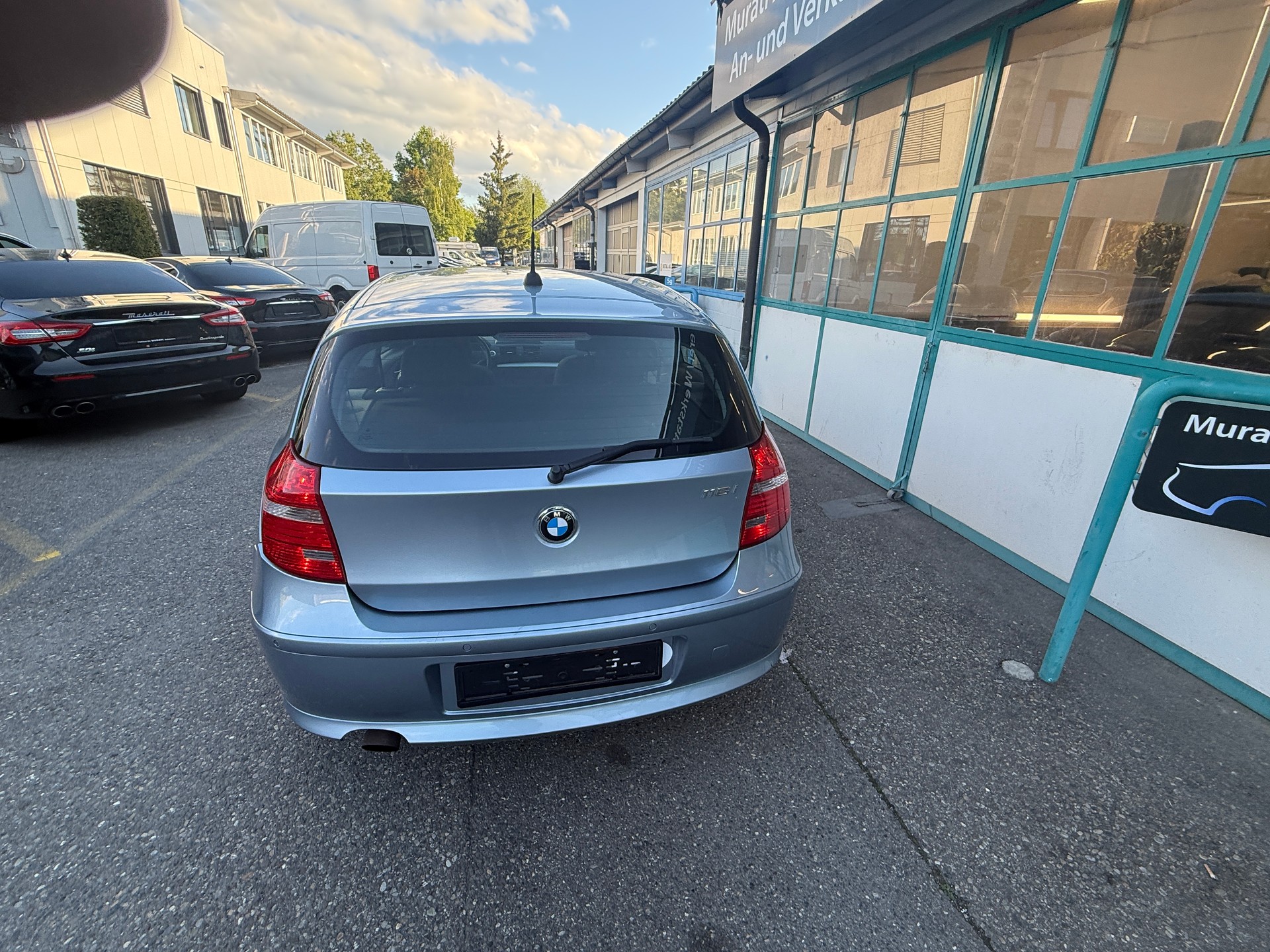 BMW 116i-image-3