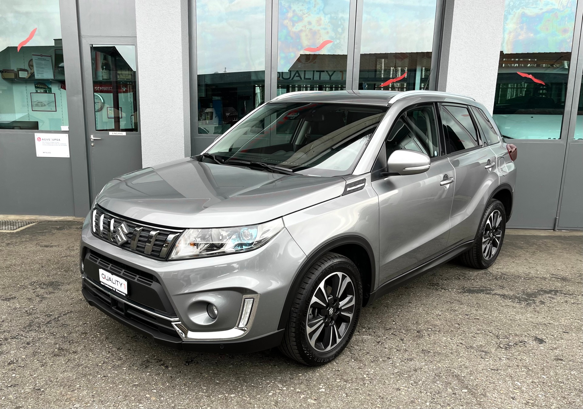 SUZUKI Vitara 1.4 Boosterjet Compact Top Automatic-image-2