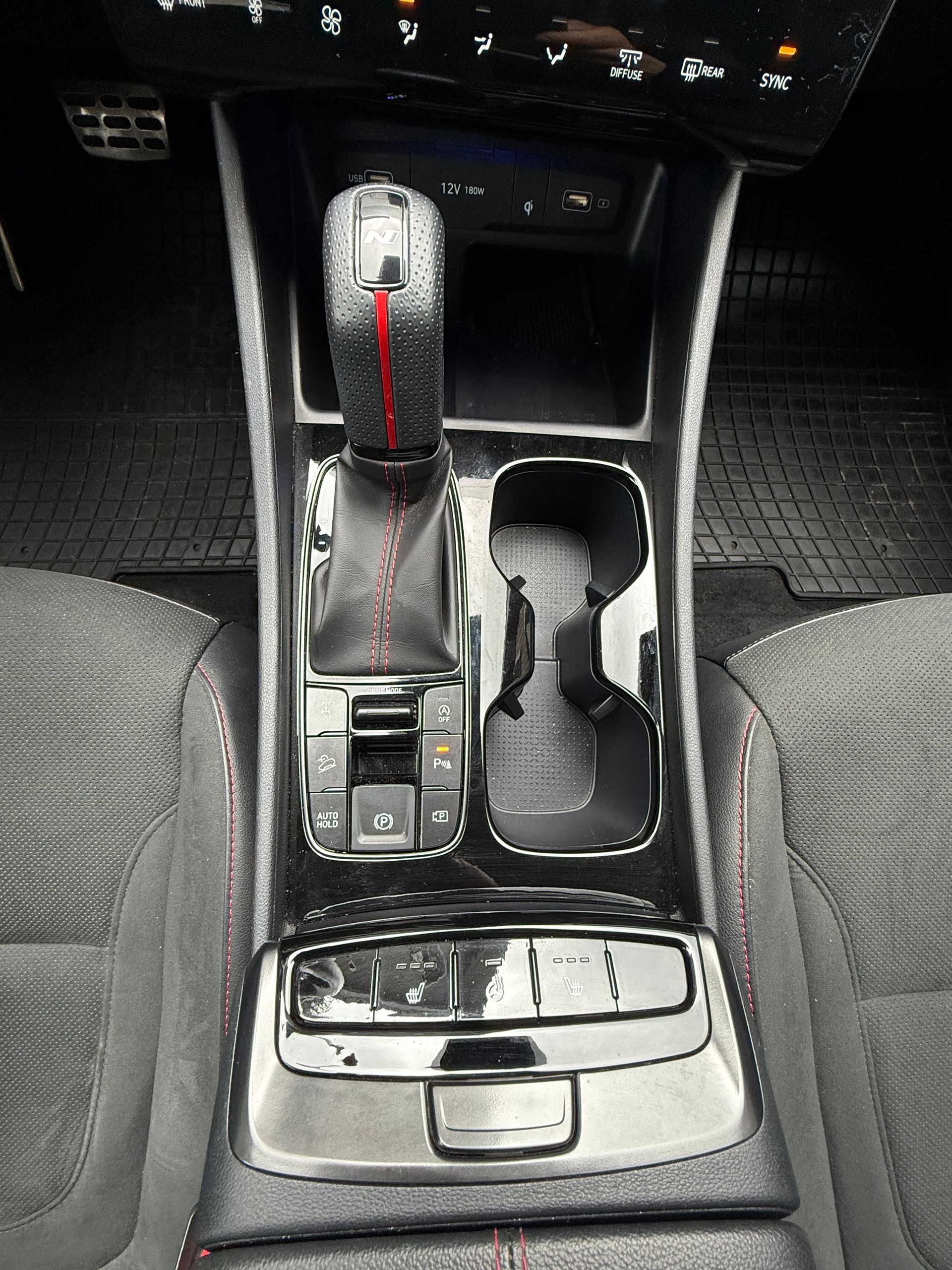 HYUNDAI Tucson N-Line 1.6 TGi 48VMild Hybrid-image-13