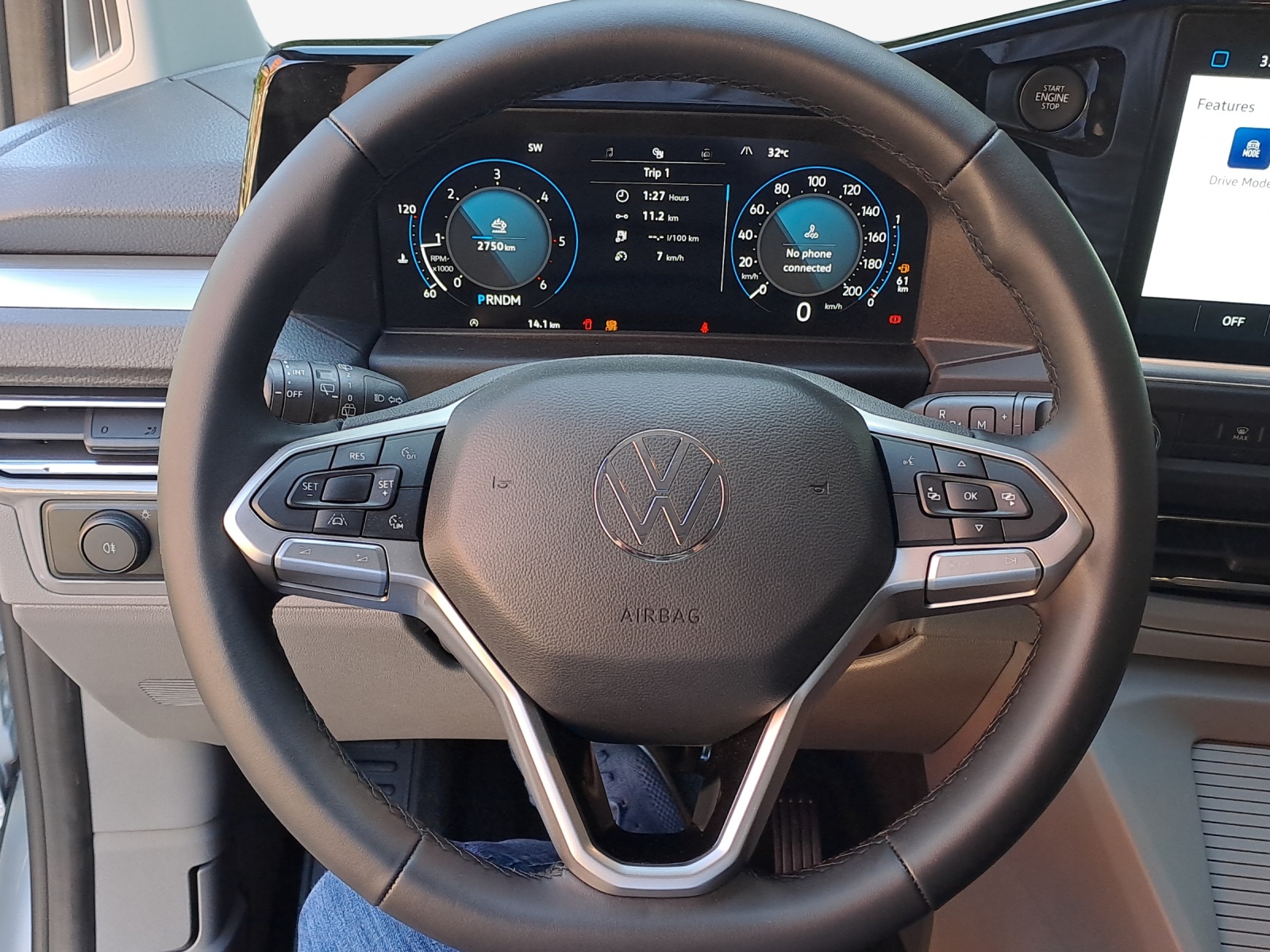 VW Caravelle 2.0 TDI LWB 4 Motion Aut 8-image-9