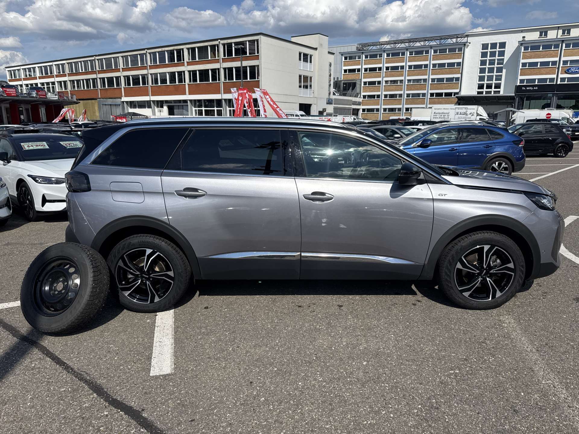 PEUGEOT 5008 1.2 Pure Tech GT 7-Plätzer EAT-Automat-image-10