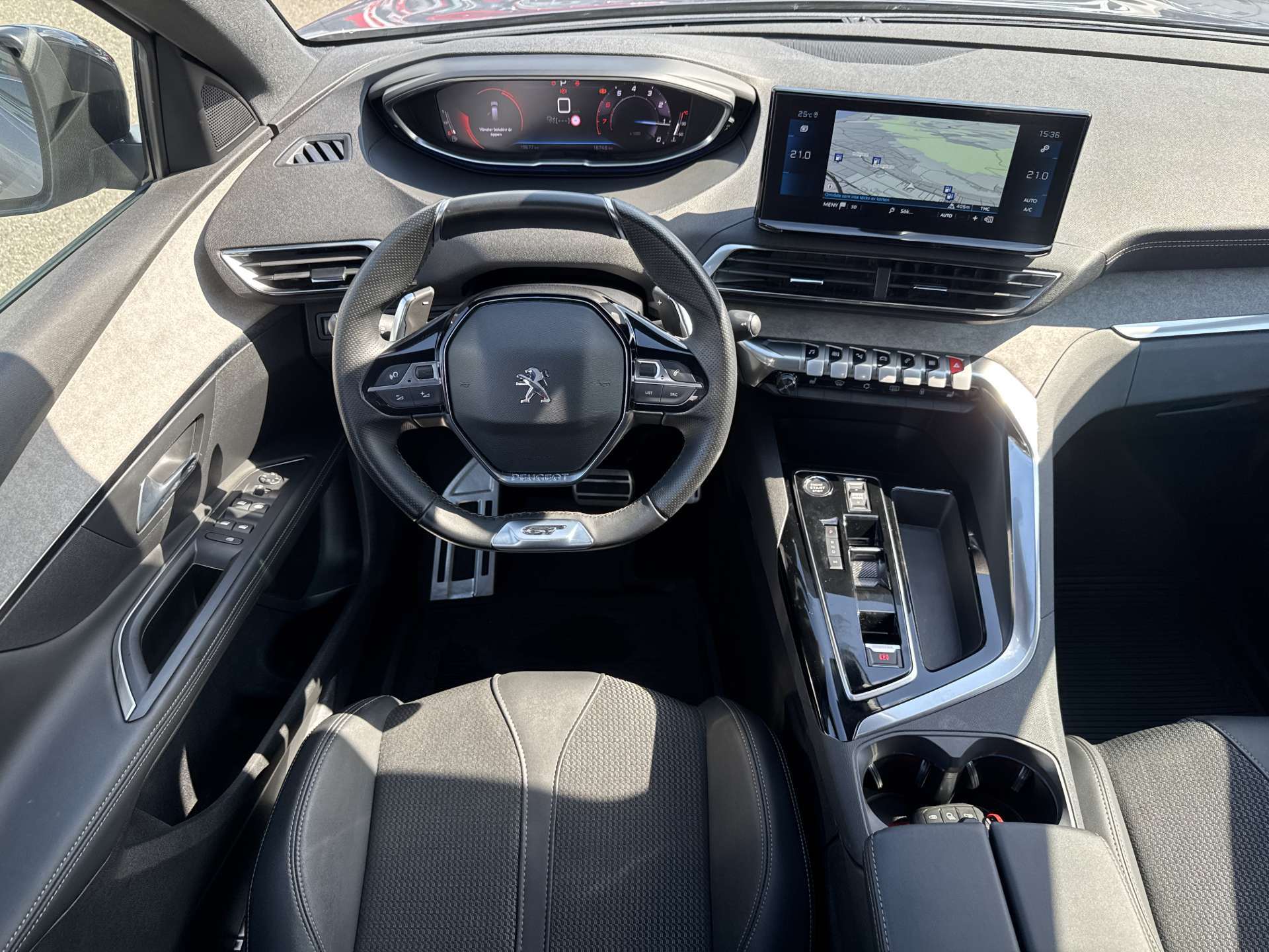 PEUGEOT 5008 1.2 Pure Tech GT 7-Plätzer EAT-Automat-image-4