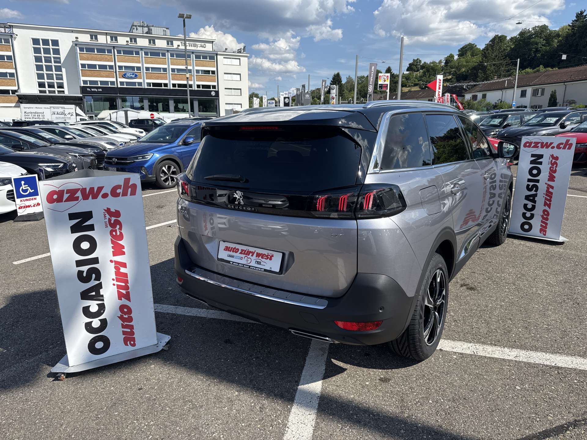 PEUGEOT 5008 1.2 Pure Tech GT 7-Plätzer EAT-Automat-image-2