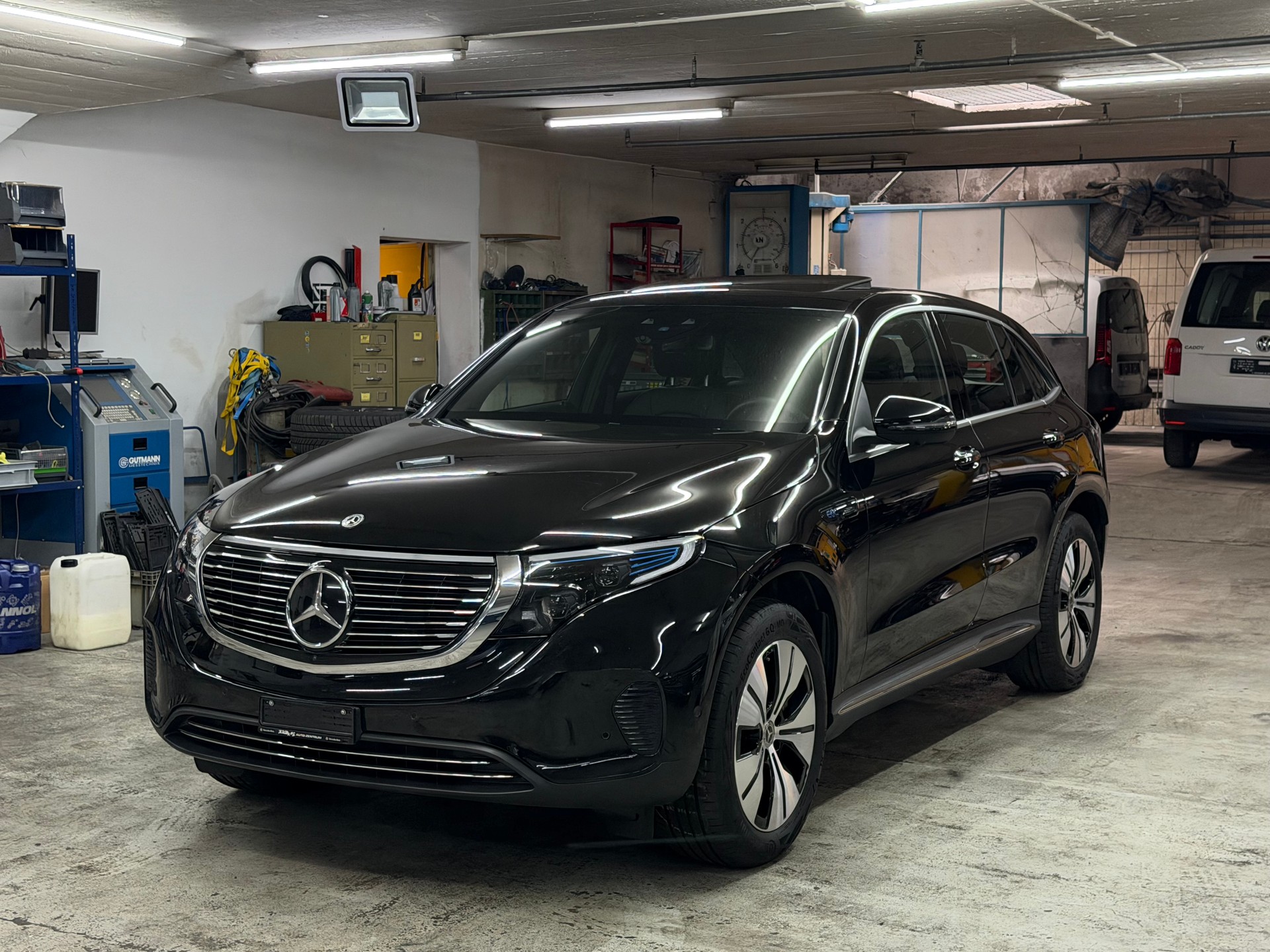 MERCEDES-BENZ EQC 400 4Matic EQ Star-image-2