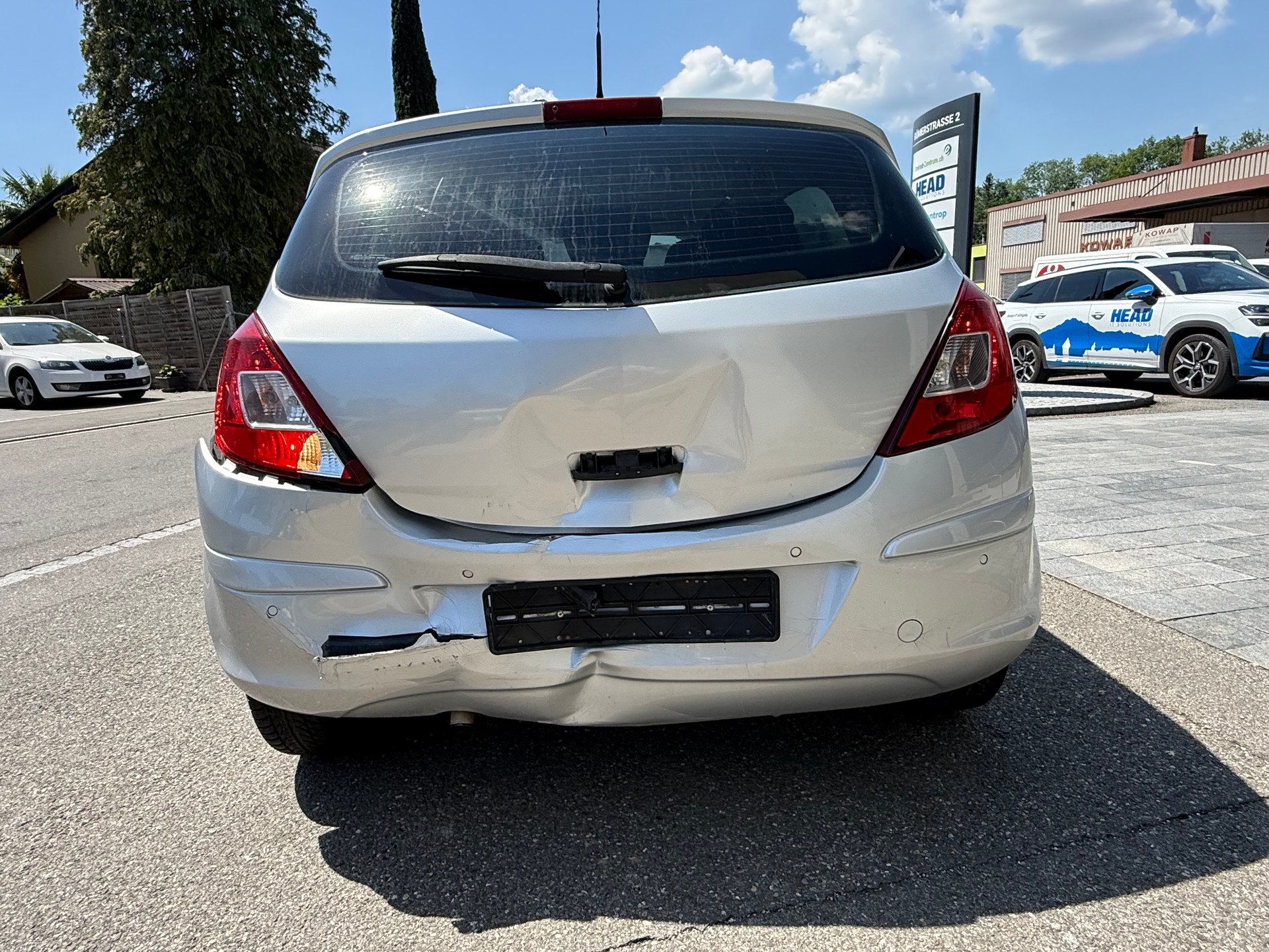 OPEL Corsa 1.4 TP Limited Edition-image-5