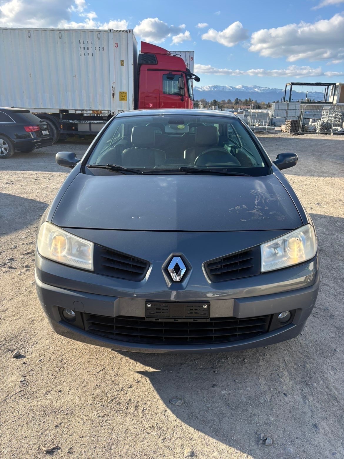 RENAULT Mégane C-C 2.0 16V Dynamique Confort-image-6