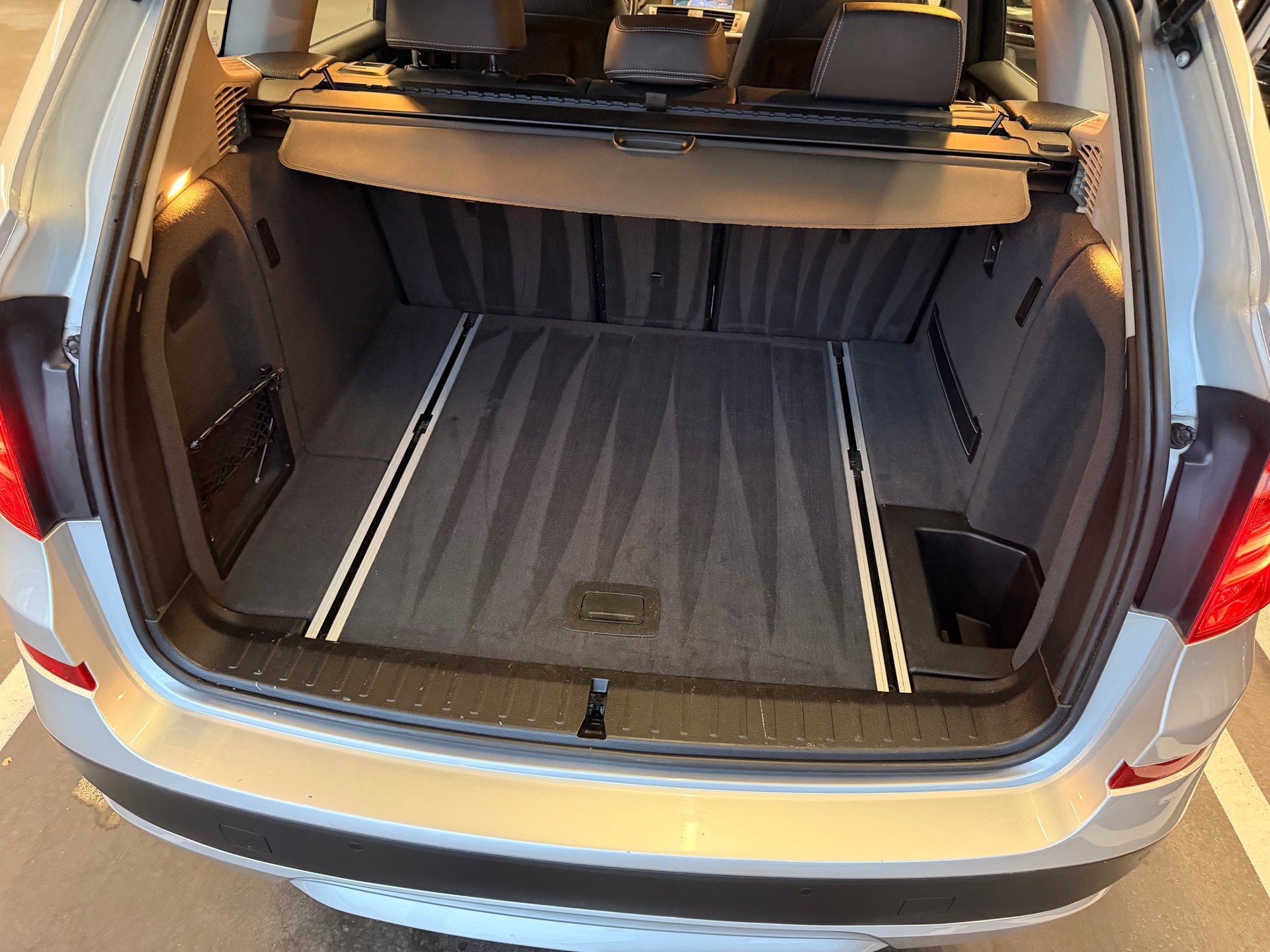 BMW X3 xDrive20d Ab MFK | Leder | Xenon | Navi Prof. | Kamera-image-7