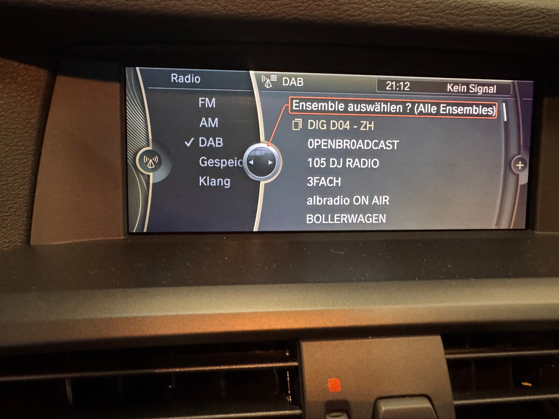 BMW X3 xDrive20d Ab MFK | Leder | Xenon | Navi Prof. | Kamera-image-13