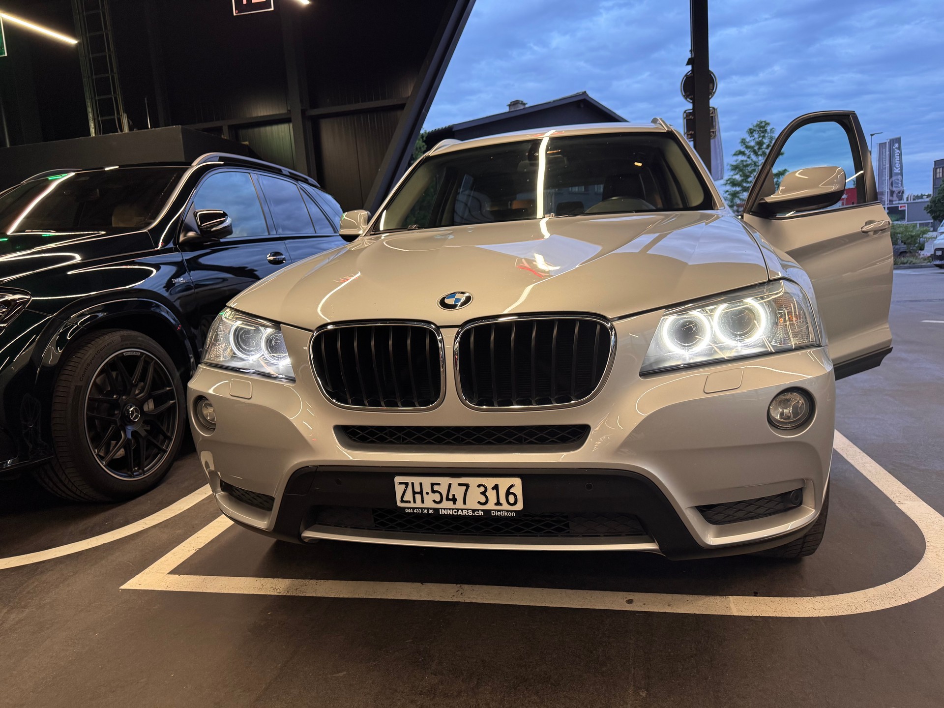 BMW X3 xDrive20d Ab MFK | Leder | Xenon | Navi Prof. | Kamera-image-0