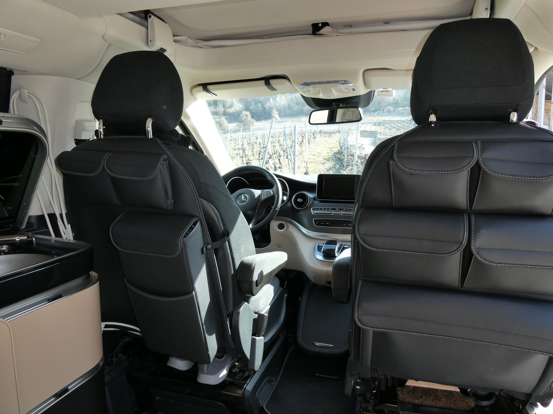 MERCEDES-BENZ 300 d 4matic-image-9
