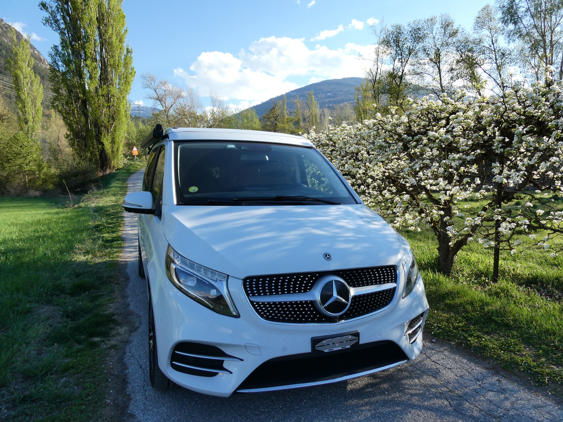 MERCEDES-BENZ 300 d 4matic-image-1