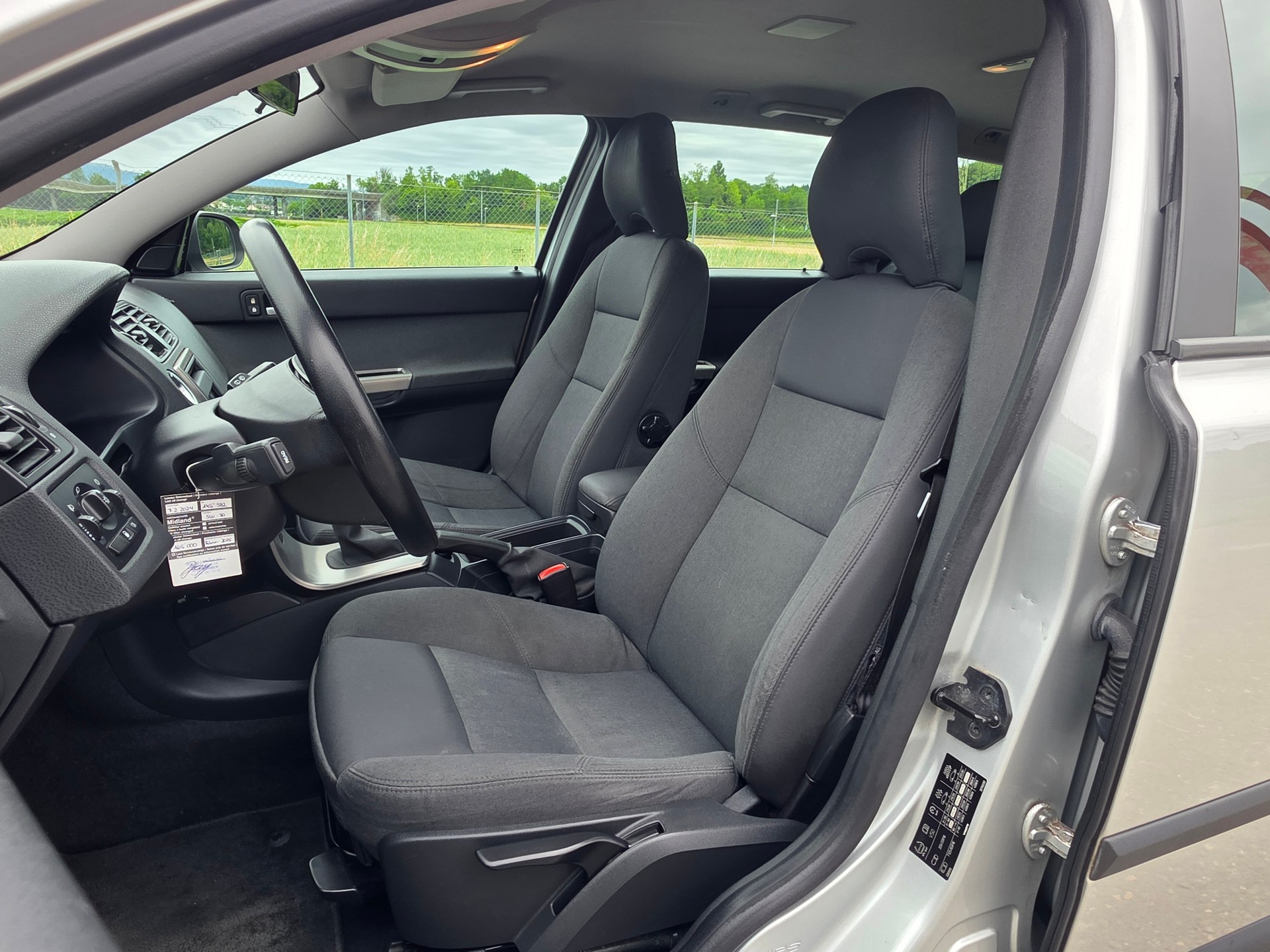 VOLVO V50 2.0D / Neu ab Mfk und Service-image-8