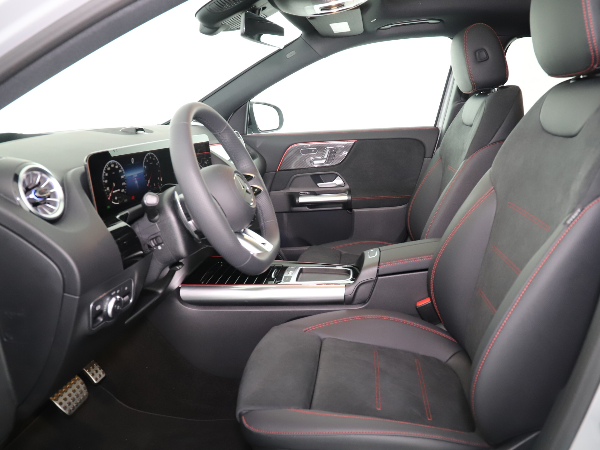 MERCEDES-BENZ GLA AMG 45 S 4M+8G-DCT-image-9
