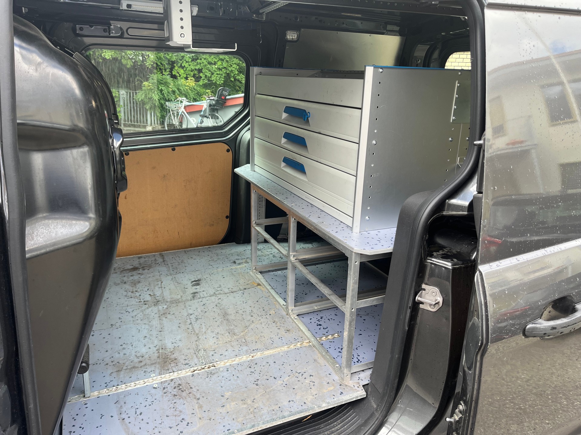 FORD Transit Connect Van T230 1.5 TDCi Ambiente A-image-7