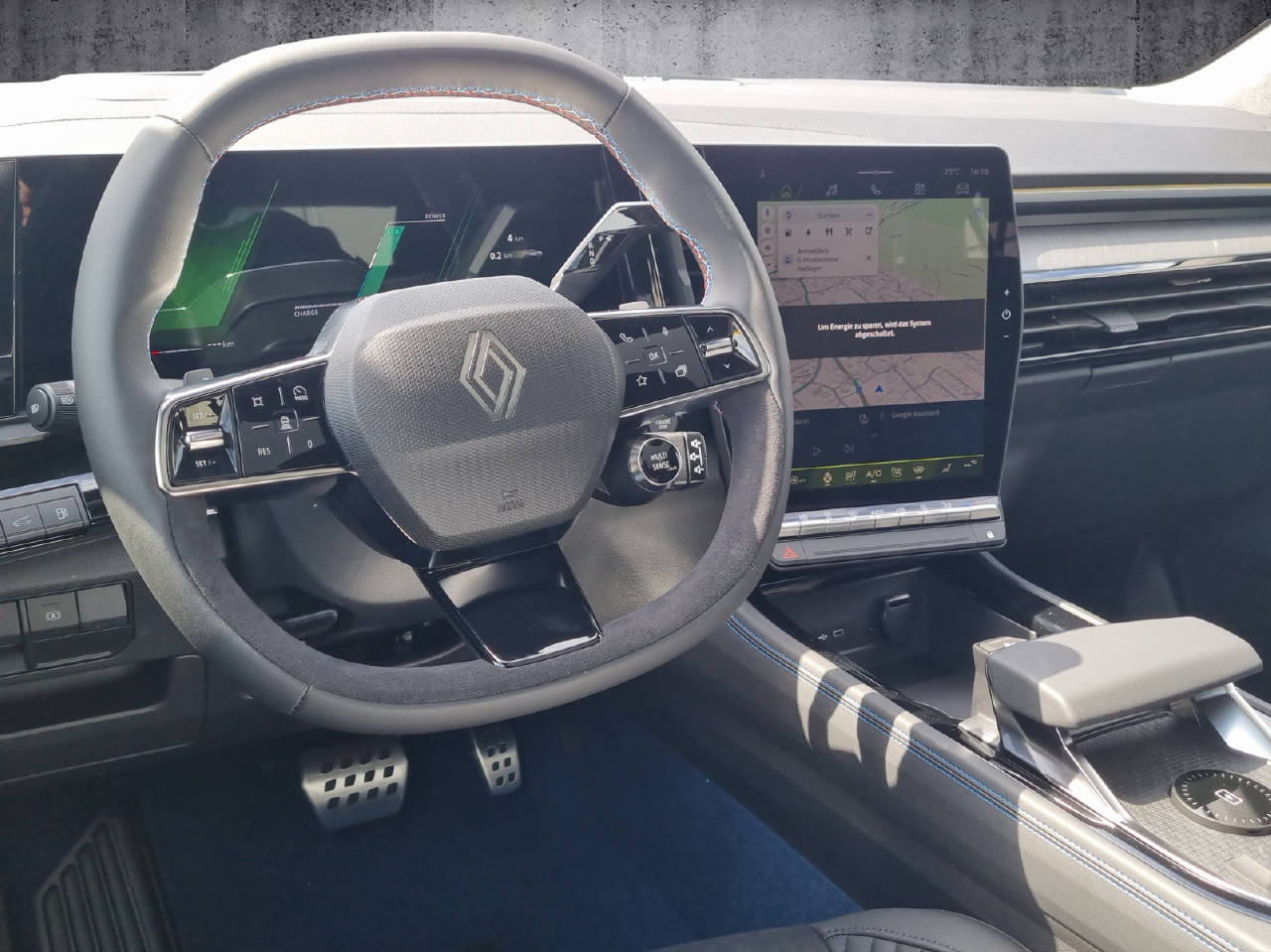 RENAULT Rafale Atelier Alpine hyper hybrid E-Tech 4x4-image-6
