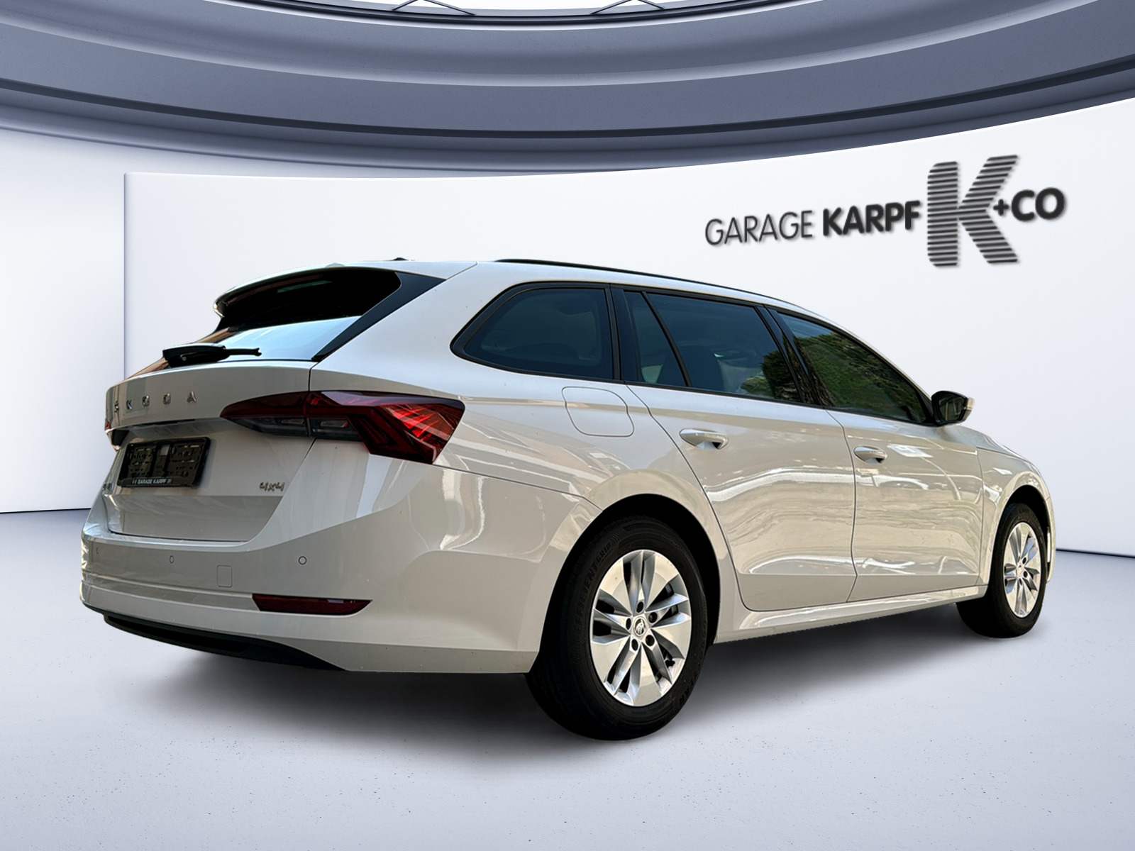 SKODA Octavia Combi 2.0 TDI DSG Ambition 4x4-image-4