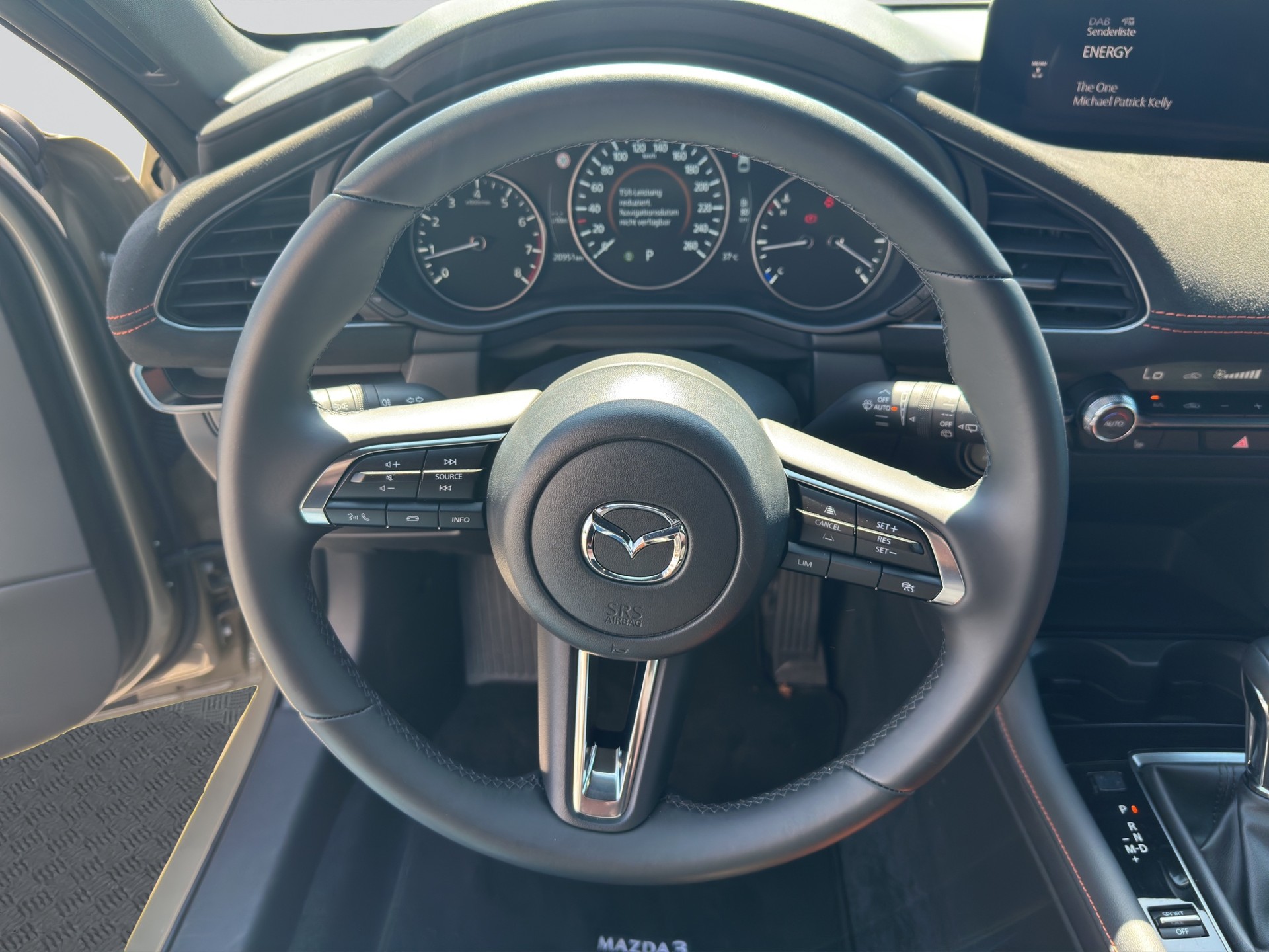 MAZDA 3 SKYACTIV-G M Hybrid 140 Nagisa Automat-image-10