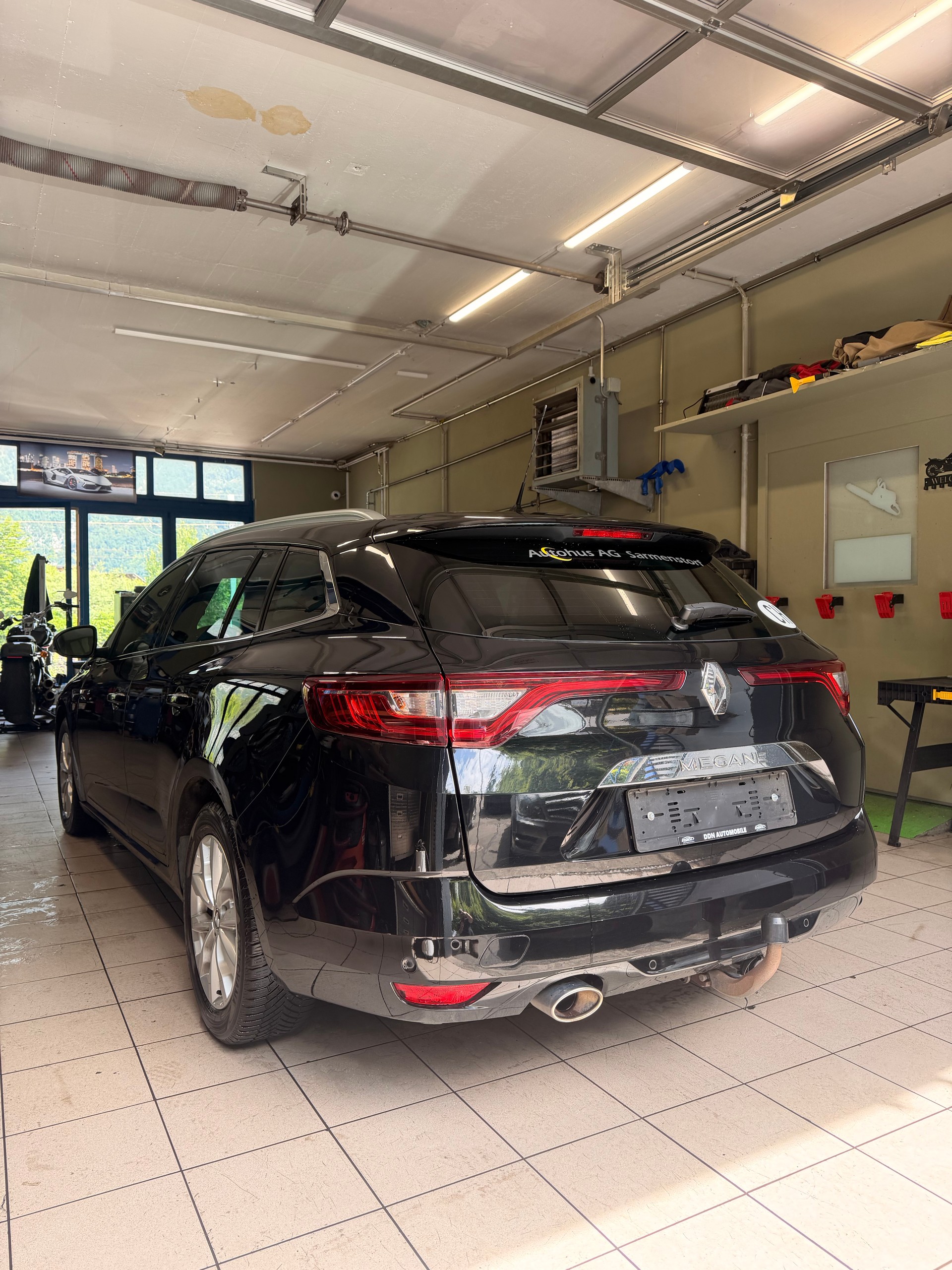 RENAULT Mégane Grandtour 1.2 16V Turbo Bose EDC-image-3