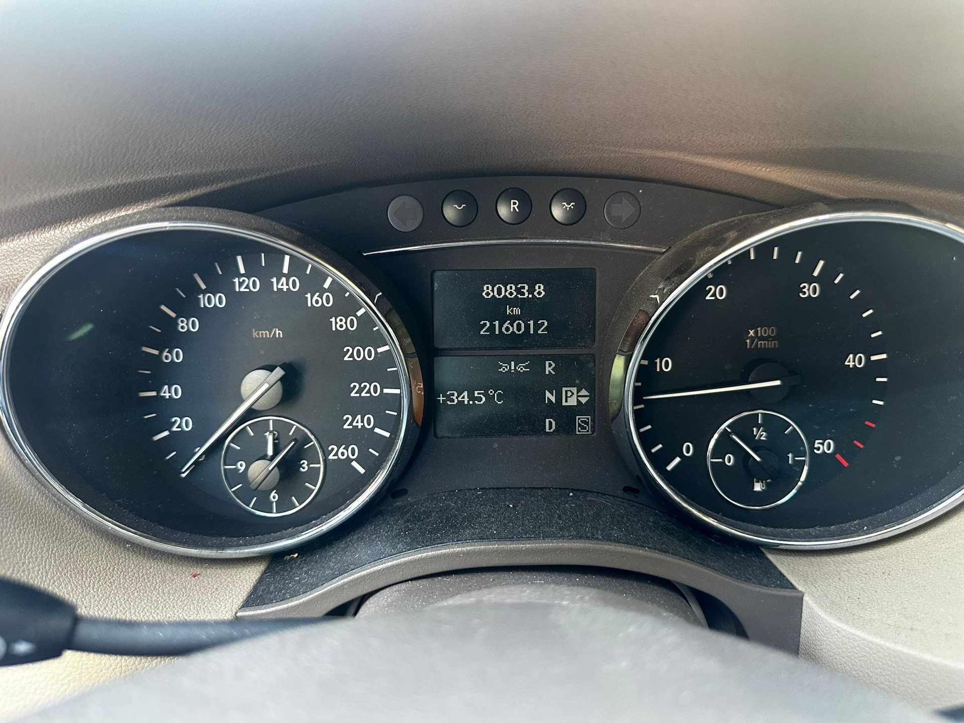MERCEDES-BENZ R 320 CDI 4Matic 7G-Tronic-image-10