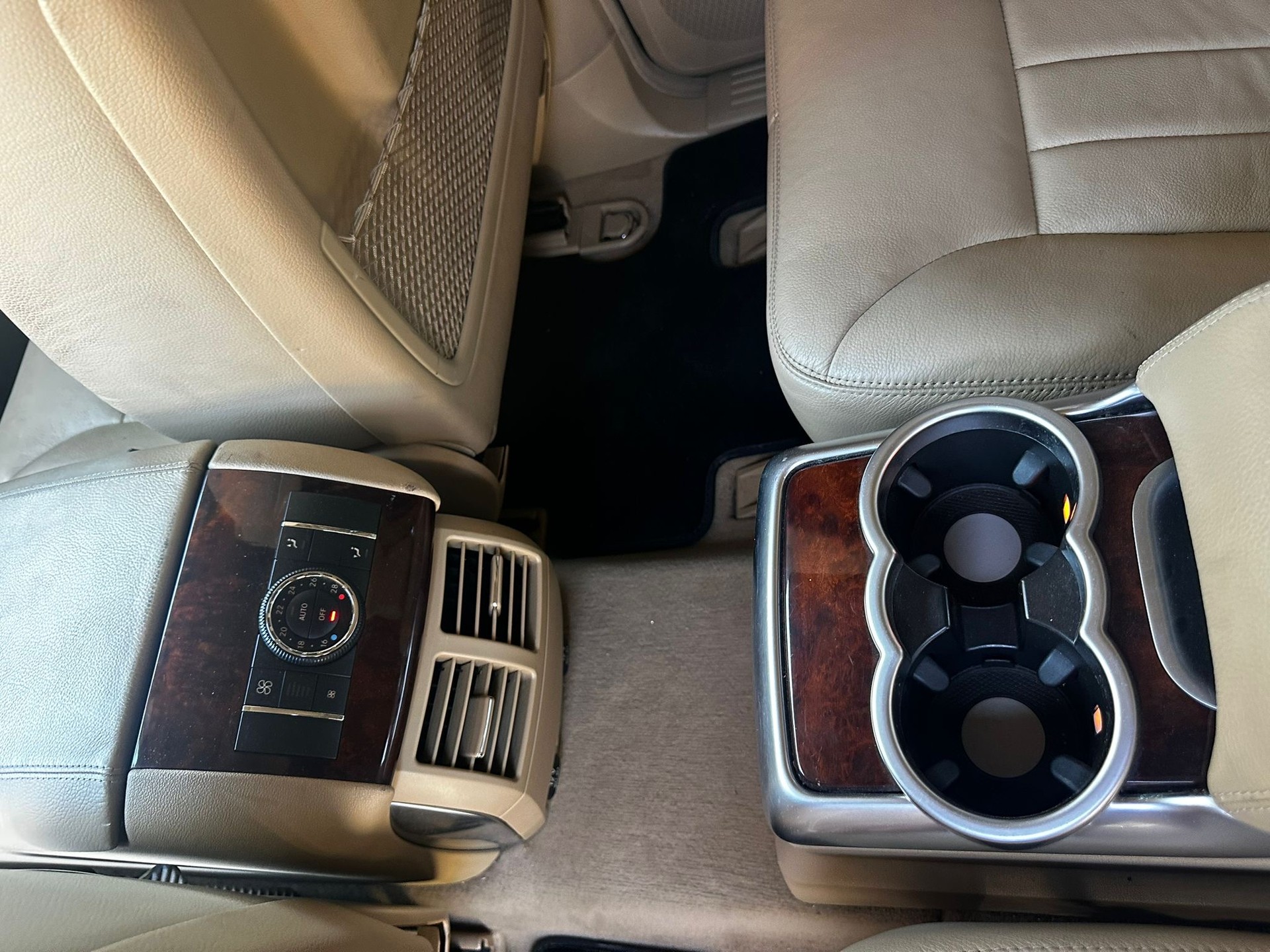 MERCEDES-BENZ R 320 CDI 4Matic 7G-Tronic-image-8