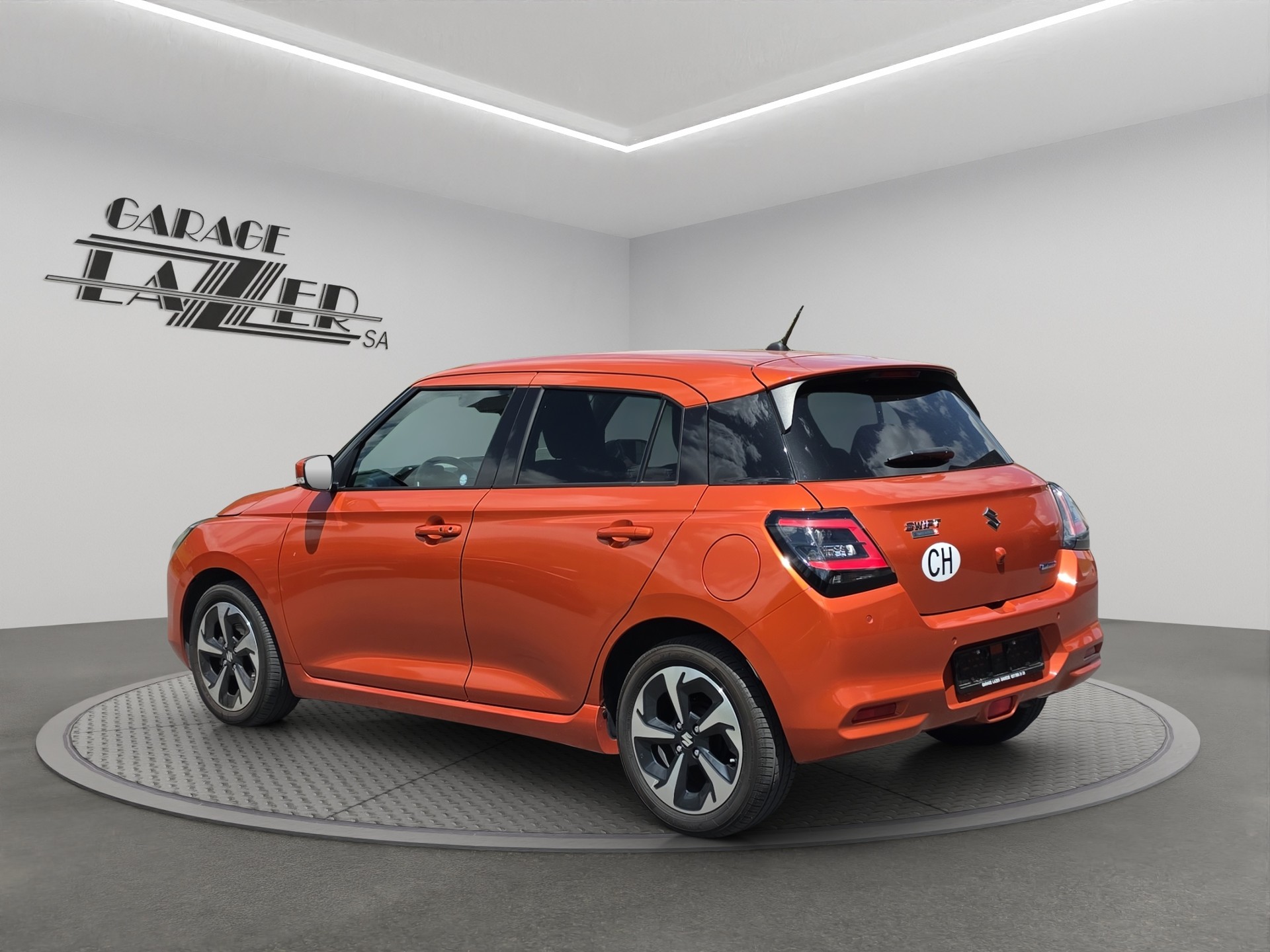 SUZUKI 1.2 Tradizio Top Hybrid-image-2