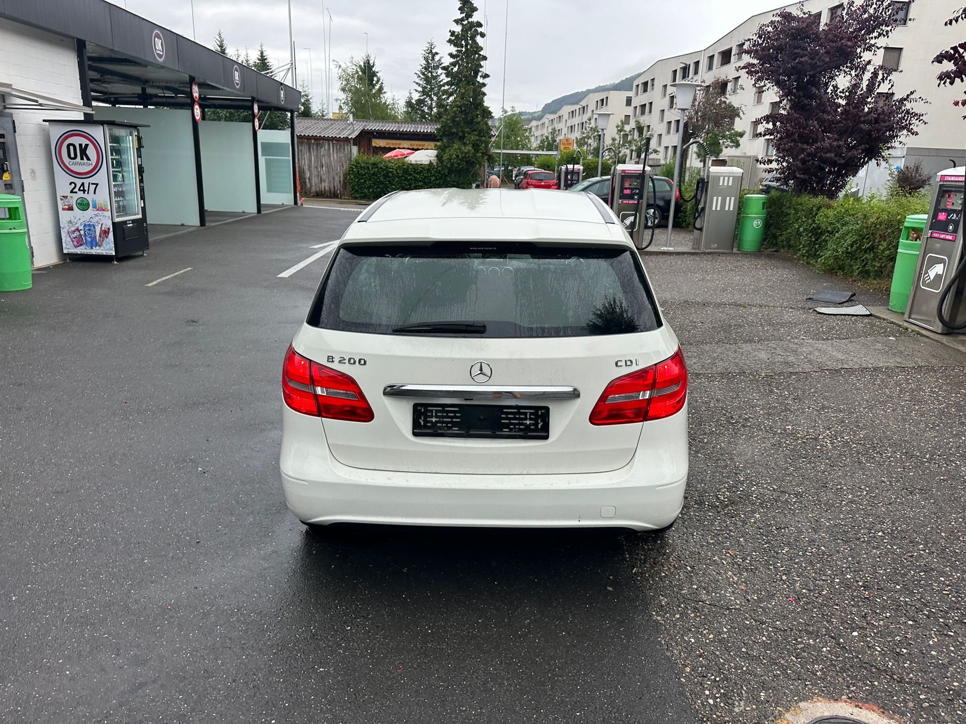 MERCEDES-BENZ B 200 CDI-image-3
