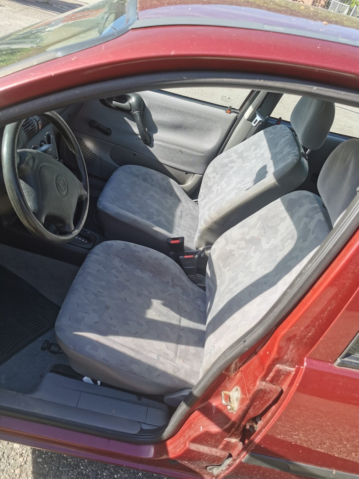 OPEL Corsa 1.4 16V CDX-image-5