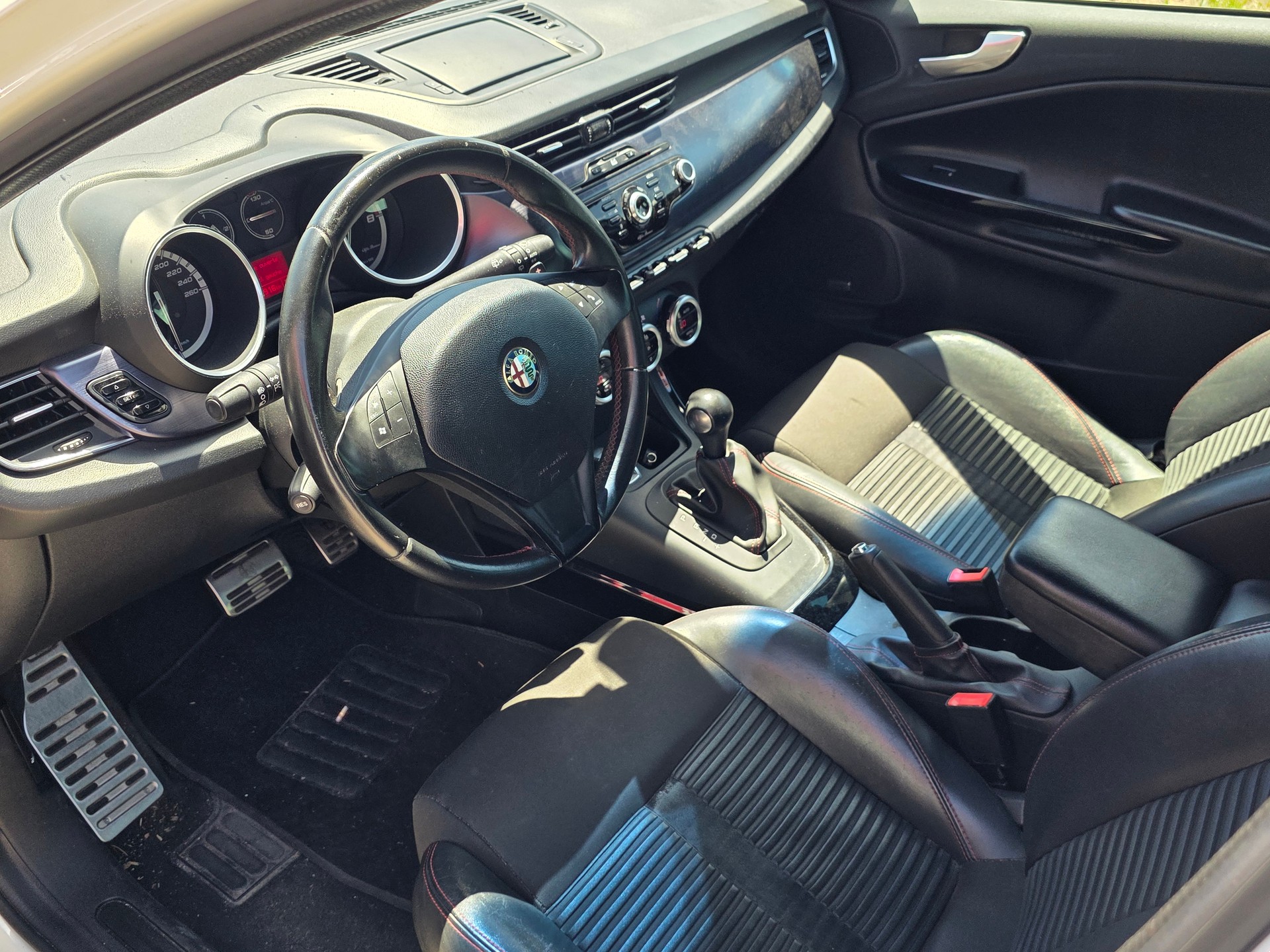 ALFA ROMEO Giulietta 1.4 MultiAir Progression TCT-image-6