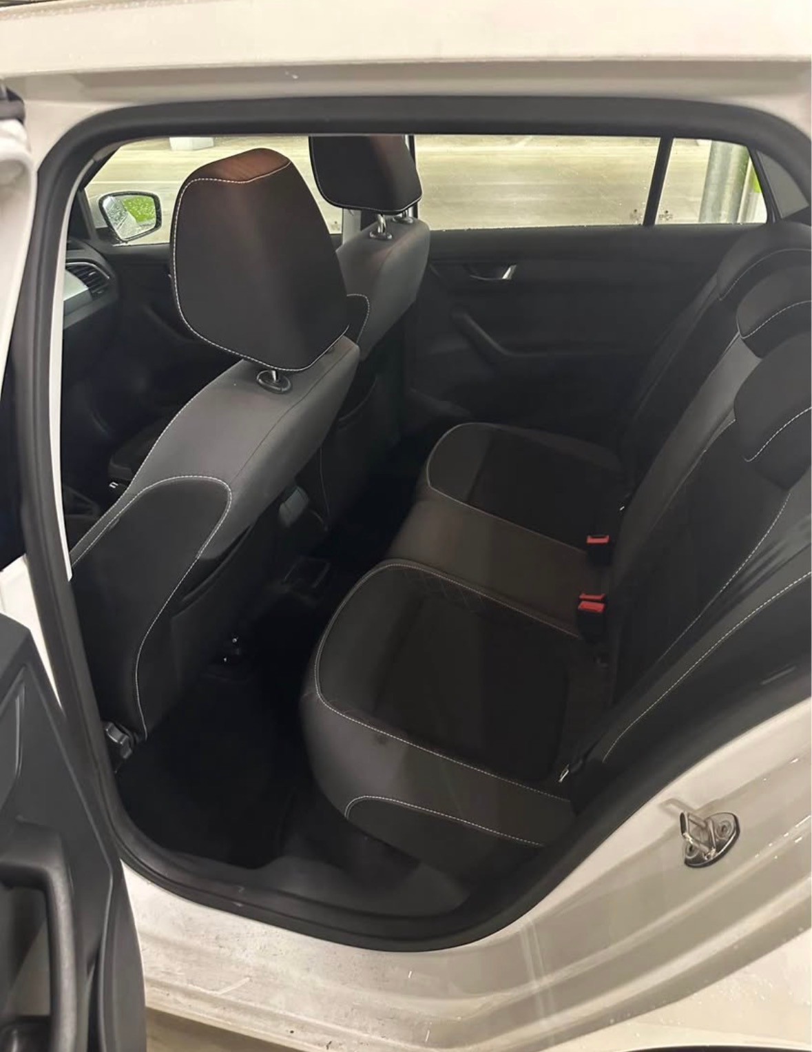 SKODA 1.0 TSI Ambition-image-4