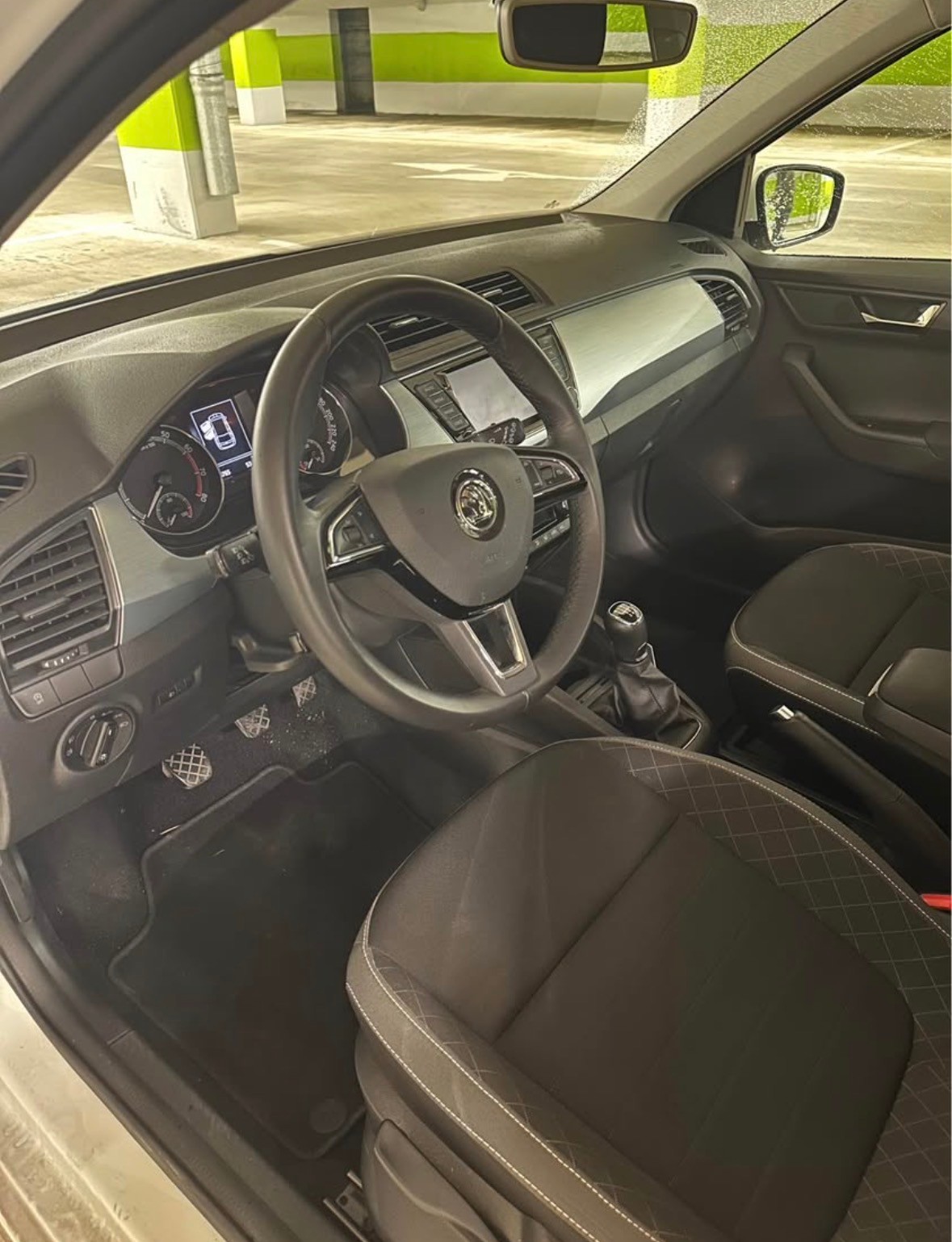 SKODA 1.0 TSI Ambition-image-3