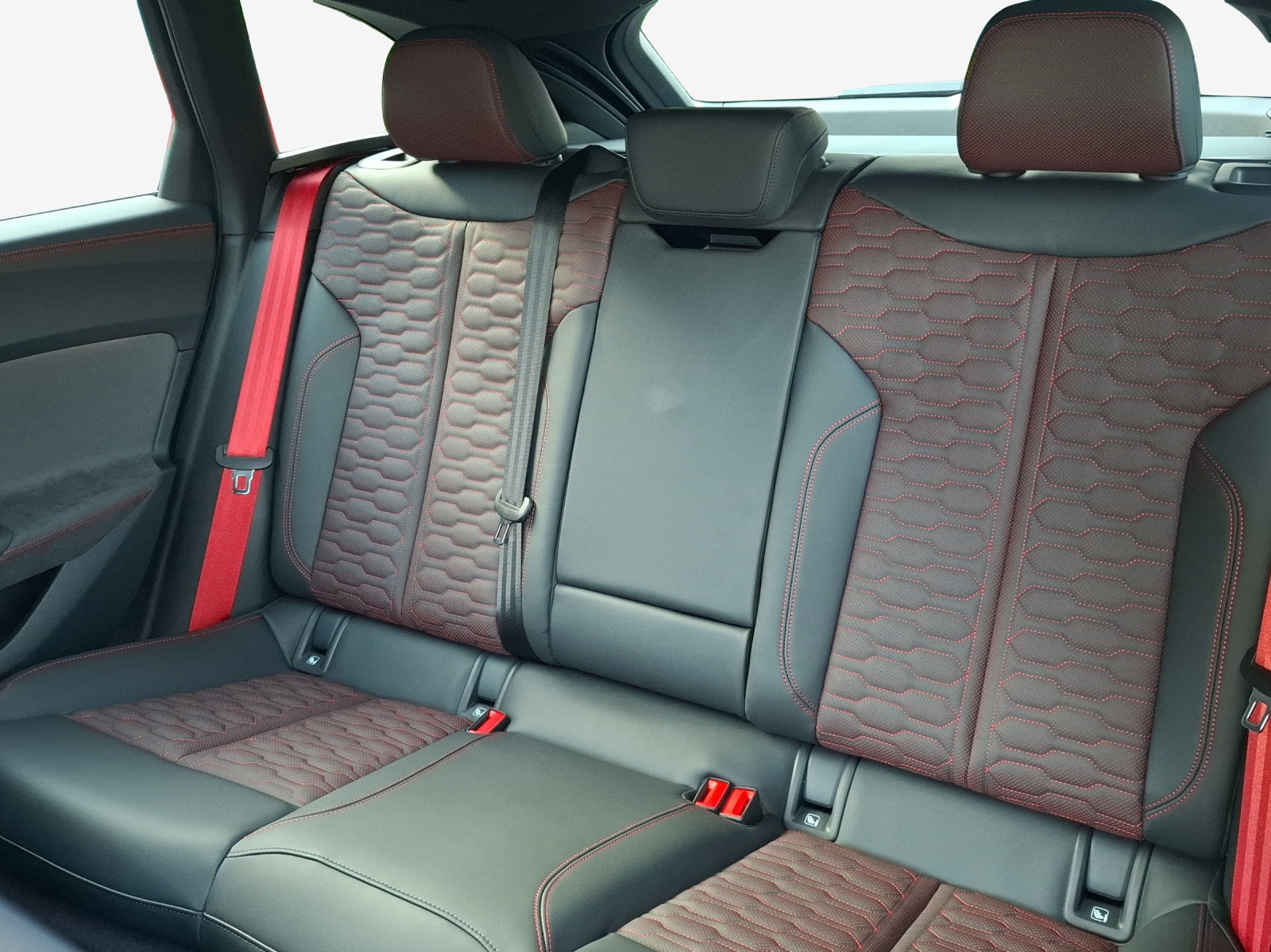 AUDI RS 5 Avant TFSI 470 kW Tiptronic quattro-image-11