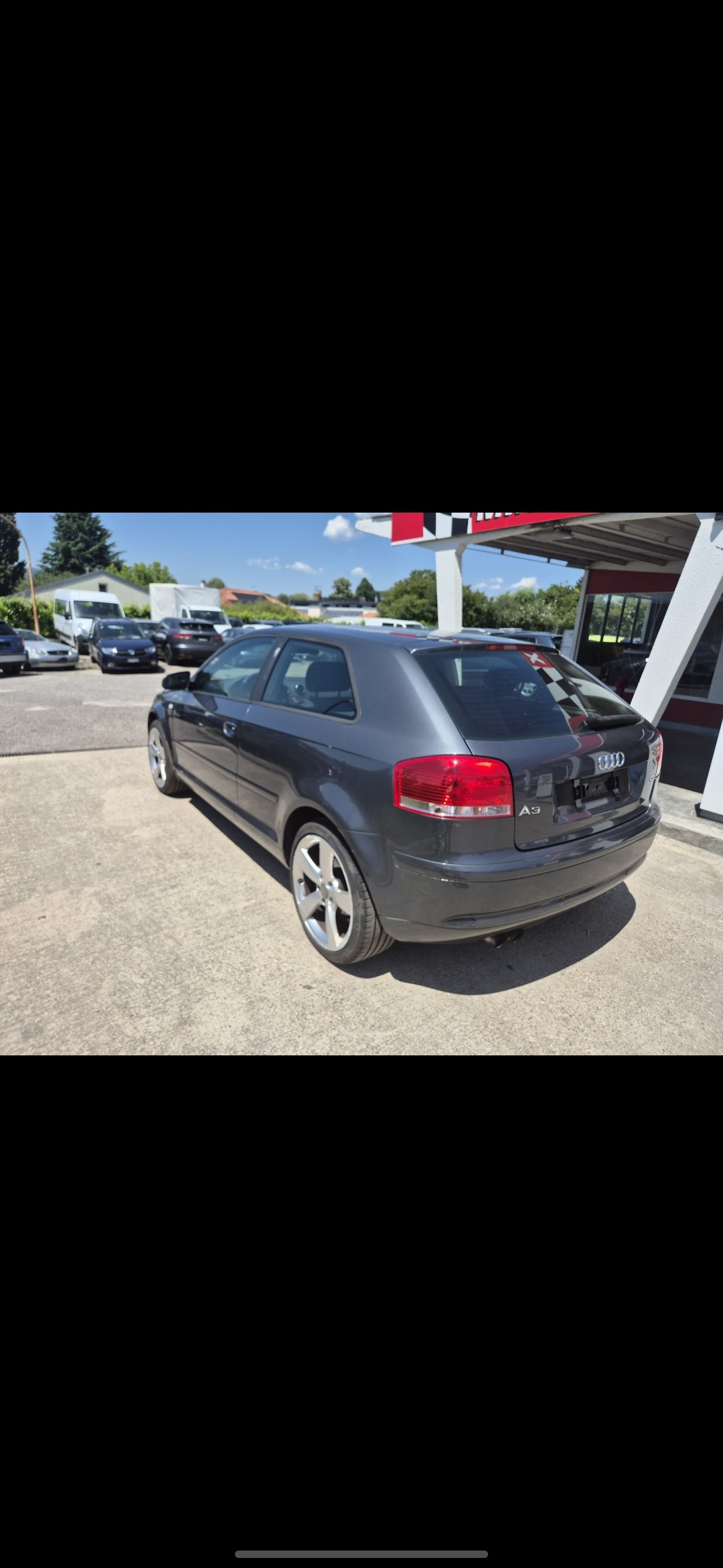 AUDI A3 2.0 FSI Attraction-image-2