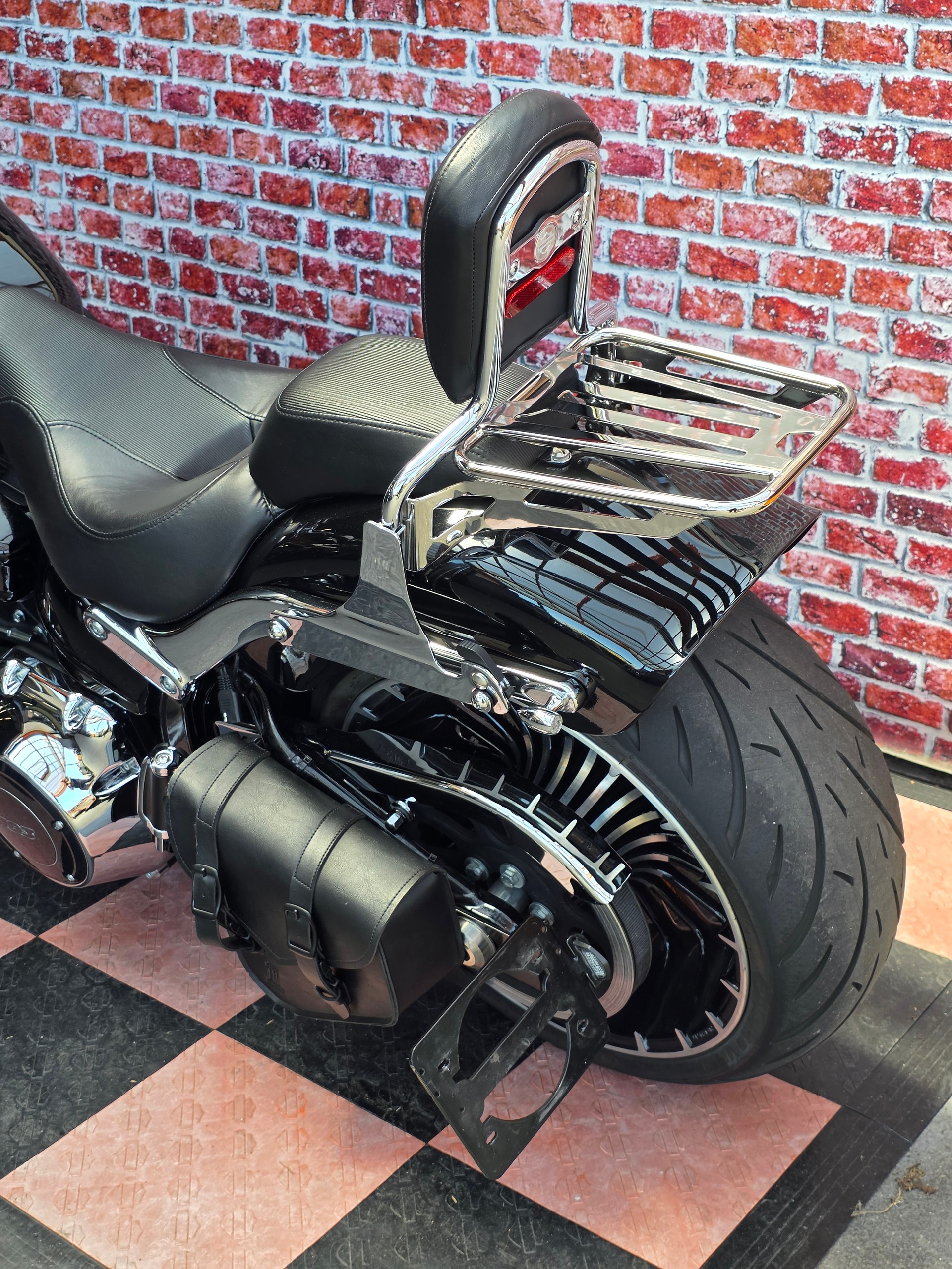 HARLEY-DAVIDSON FXSB Breakout 103 ABS-image-13