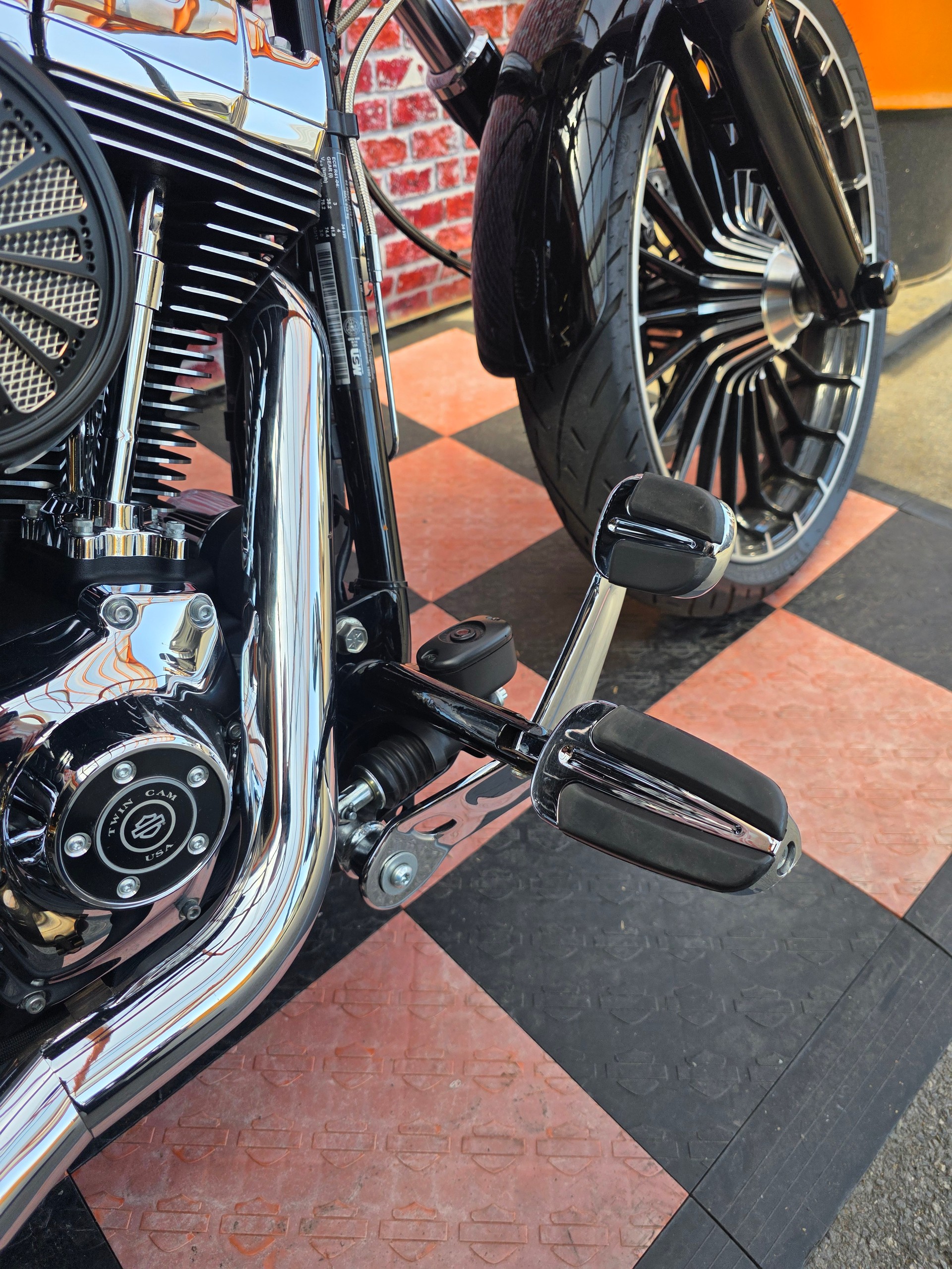 HARLEY-DAVIDSON FXSB Breakout 103 ABS-image-10
