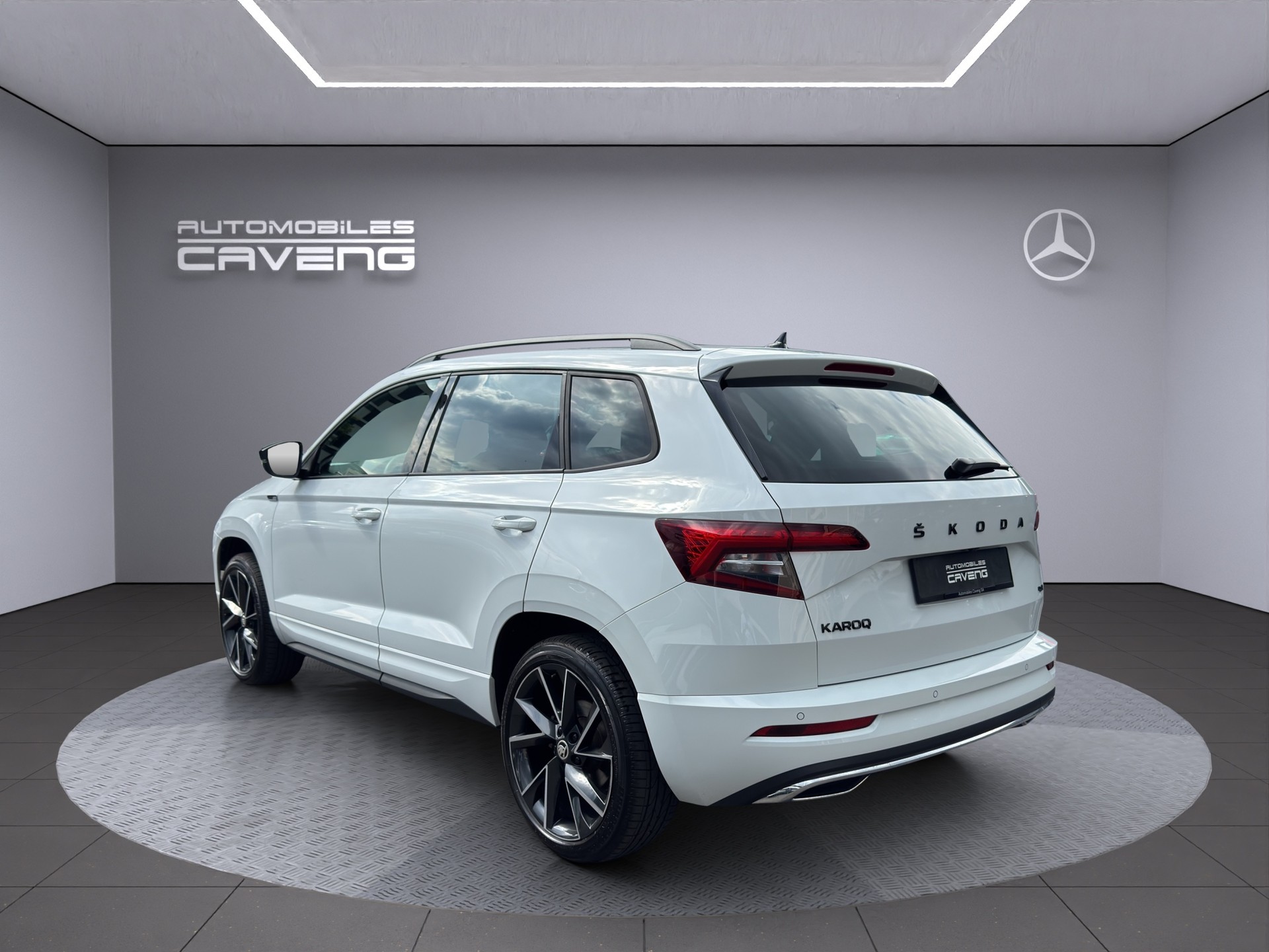 SKODA Karoq 2.0 TSI SportLine 4x4 DSG-showroom-element-2