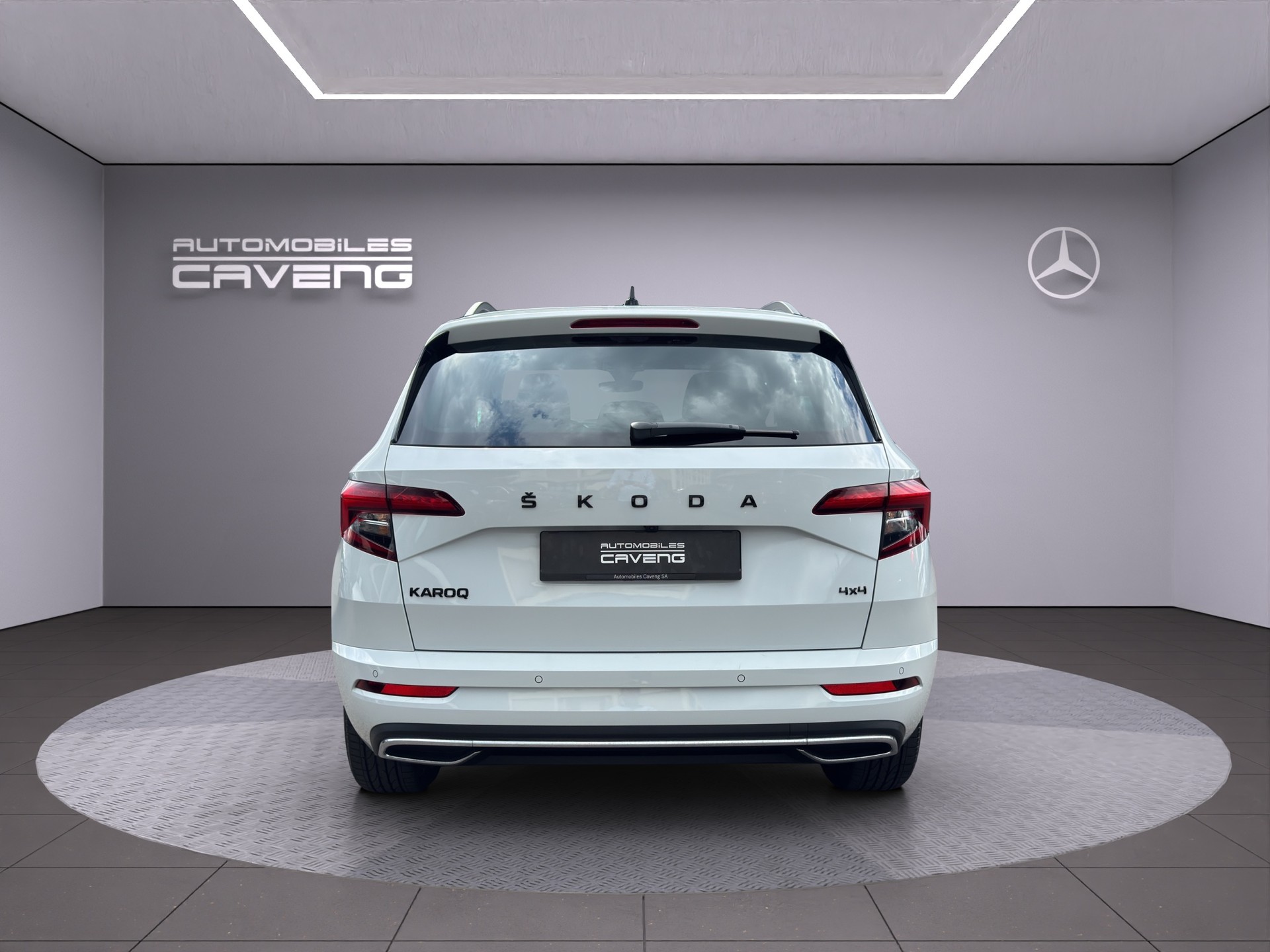 SKODA Karoq 2.0 TSI SportLine 4x4 DSG-showroom-element-3