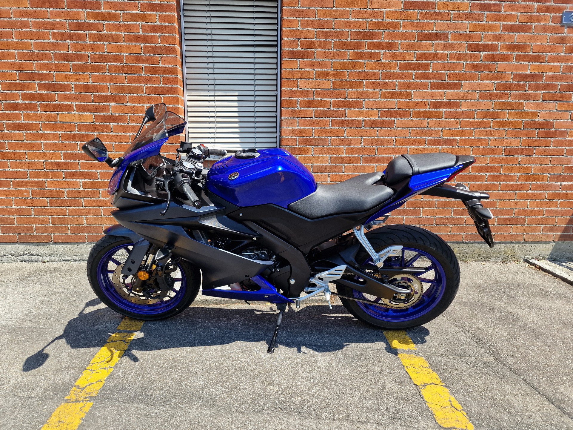 YAMAHA R 125-image-2