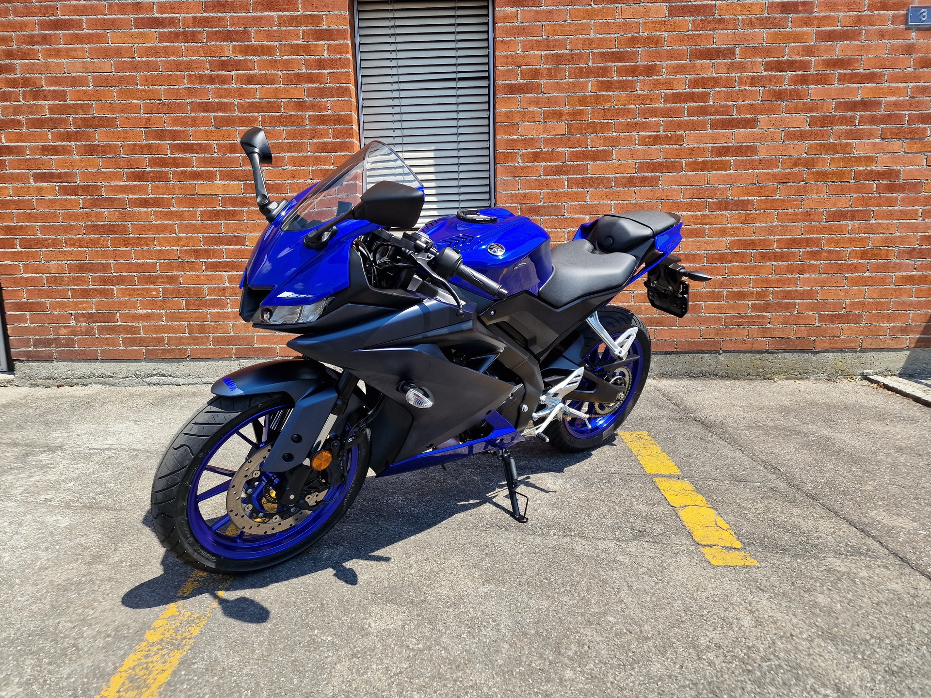 YAMAHA R 125-image-3