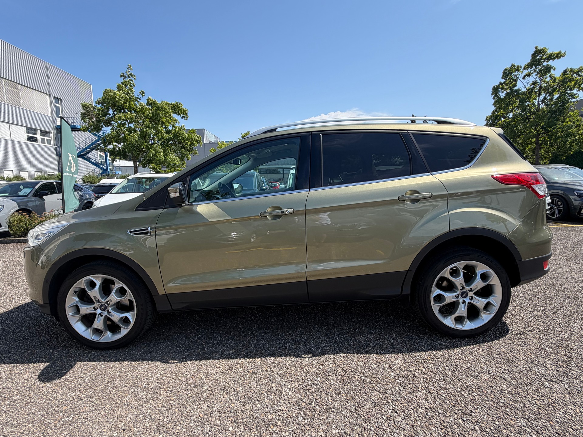FORD Kuga 1.6 SCTi Titanium 4WD Automatic-image-7