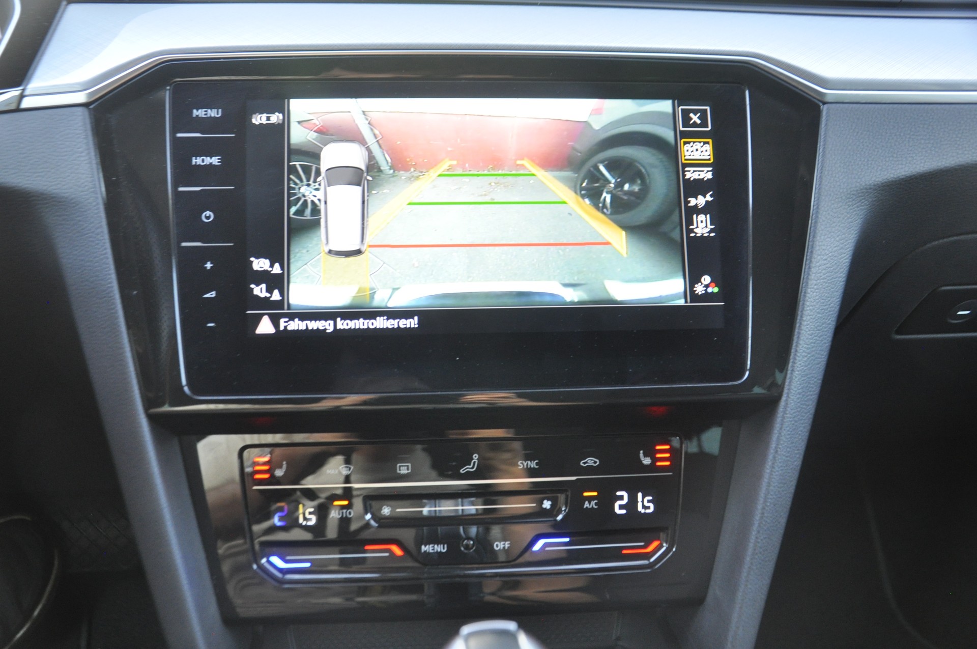 VW Passat Variant 1.4 TSI GTE Hybrid DSG I Anhängerkupplung-image-9