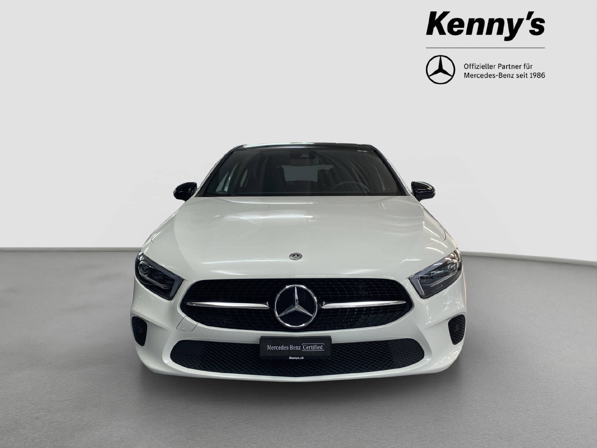 MERCEDES-BENZ A 180 Progressive-showroom-element-1