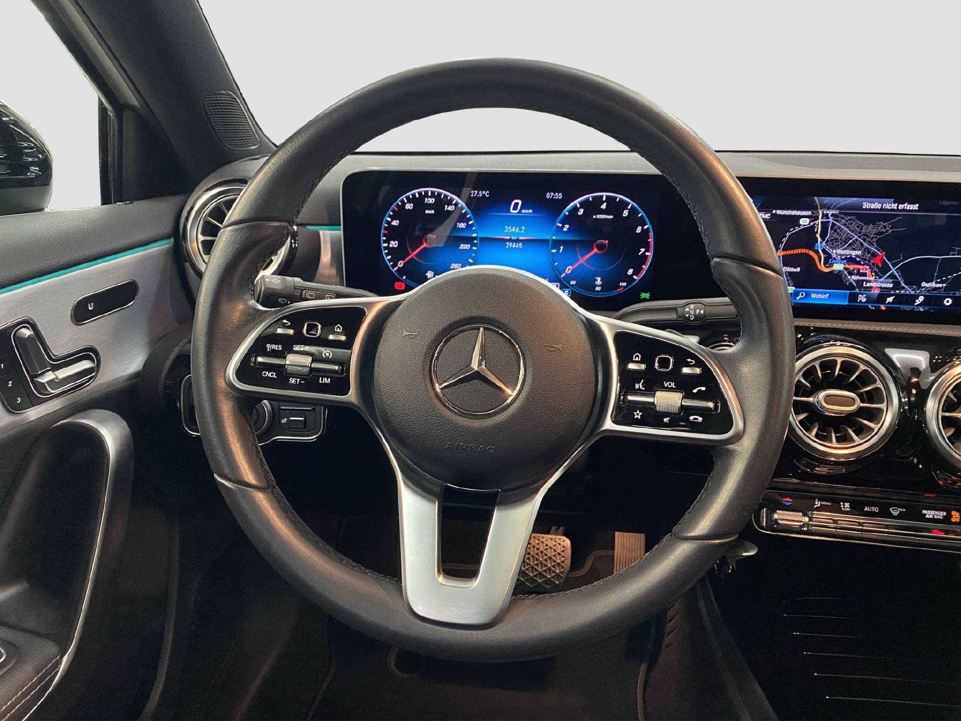 MERCEDES-BENZ A 180 Progressive-image-8