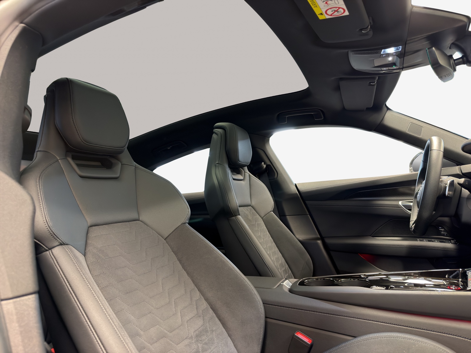 AUDI e-tron GT quattro-image-14