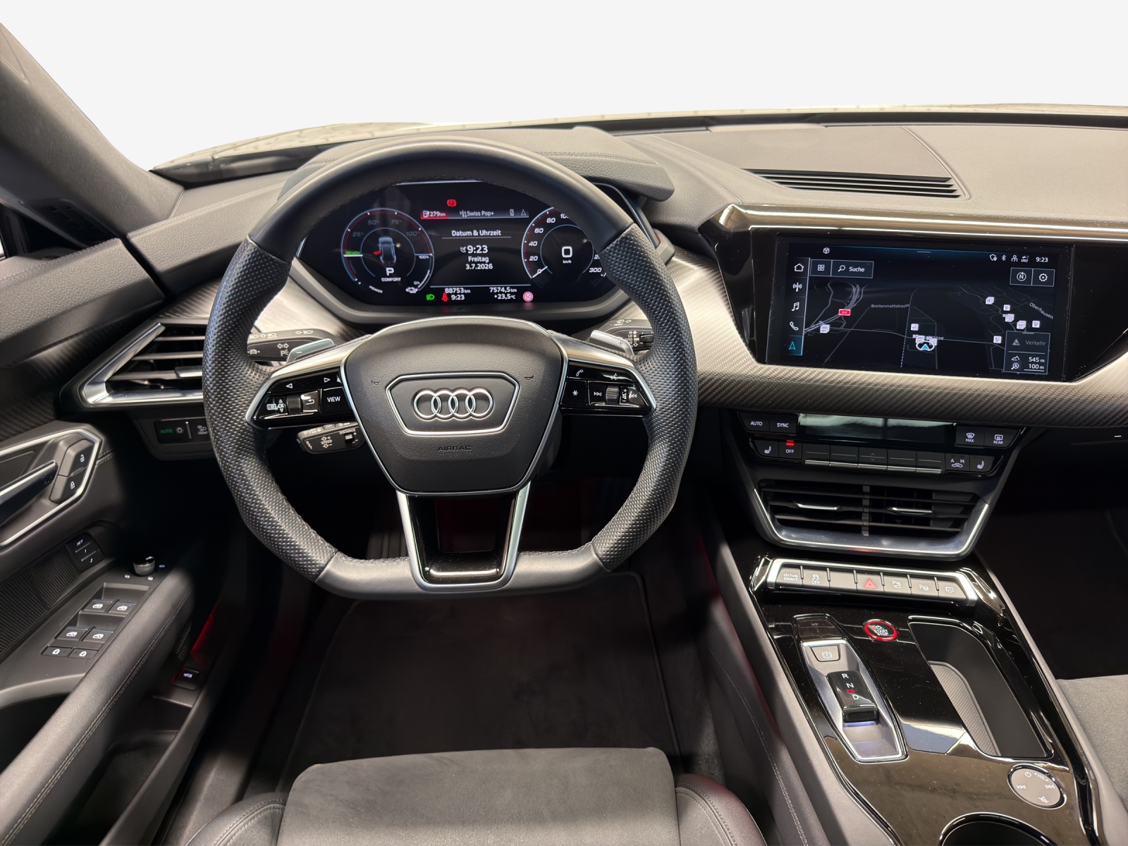 AUDI e-tron GT quattro-image-8
